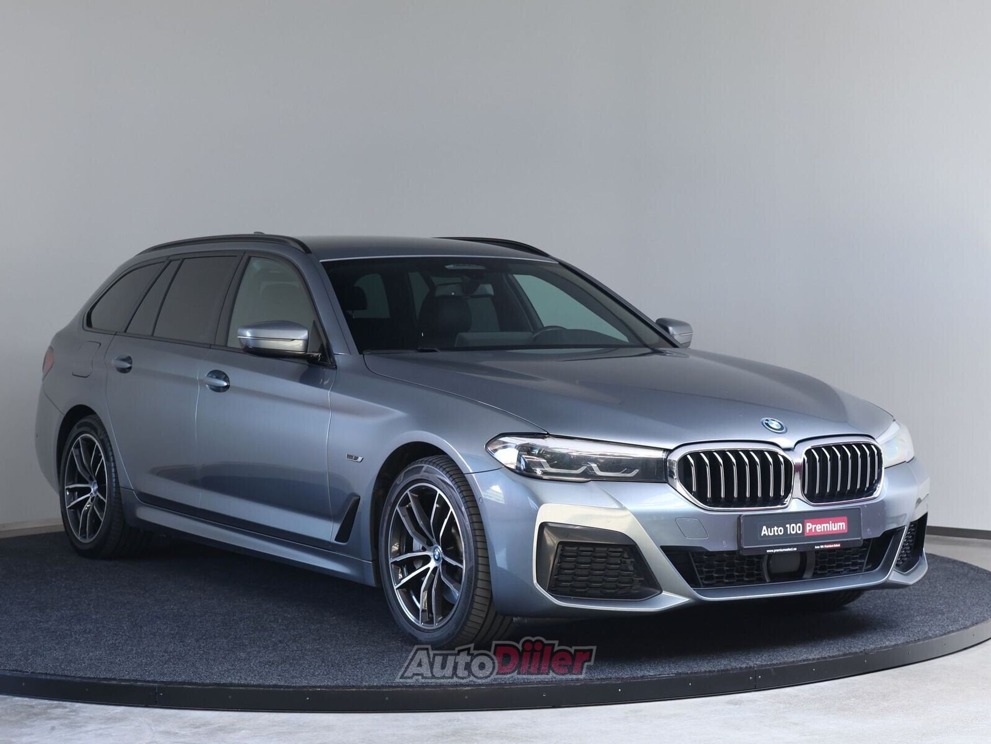 BMW 530 e xDrive M-Sportpakett 2.0 135kW 2022, kuva 2/10