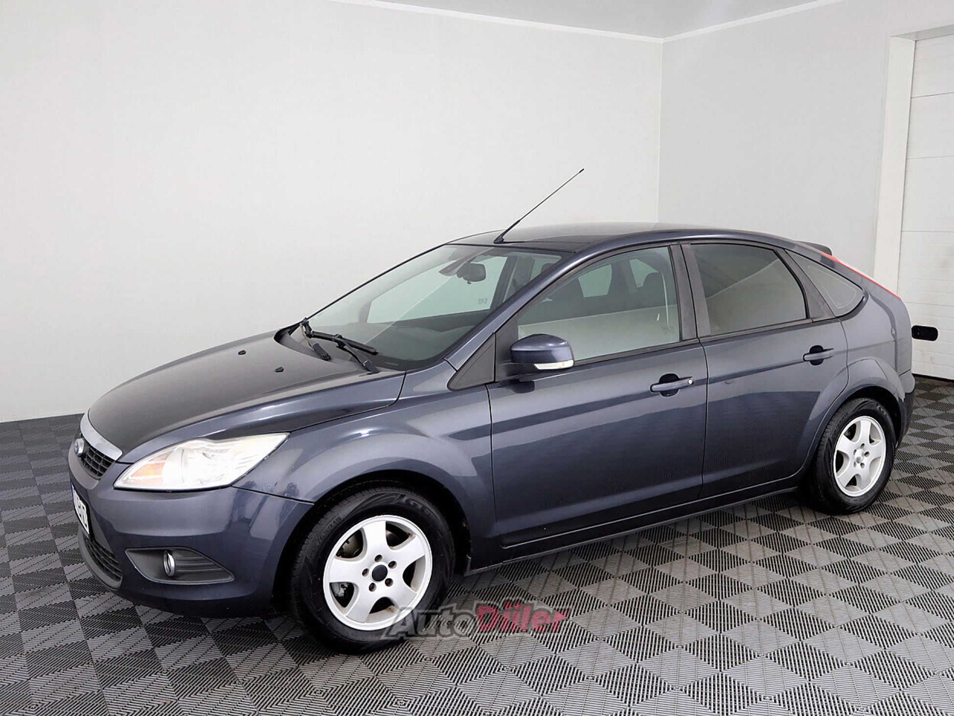 Ford Focus 1.6 74kW 2008, photo 2/7