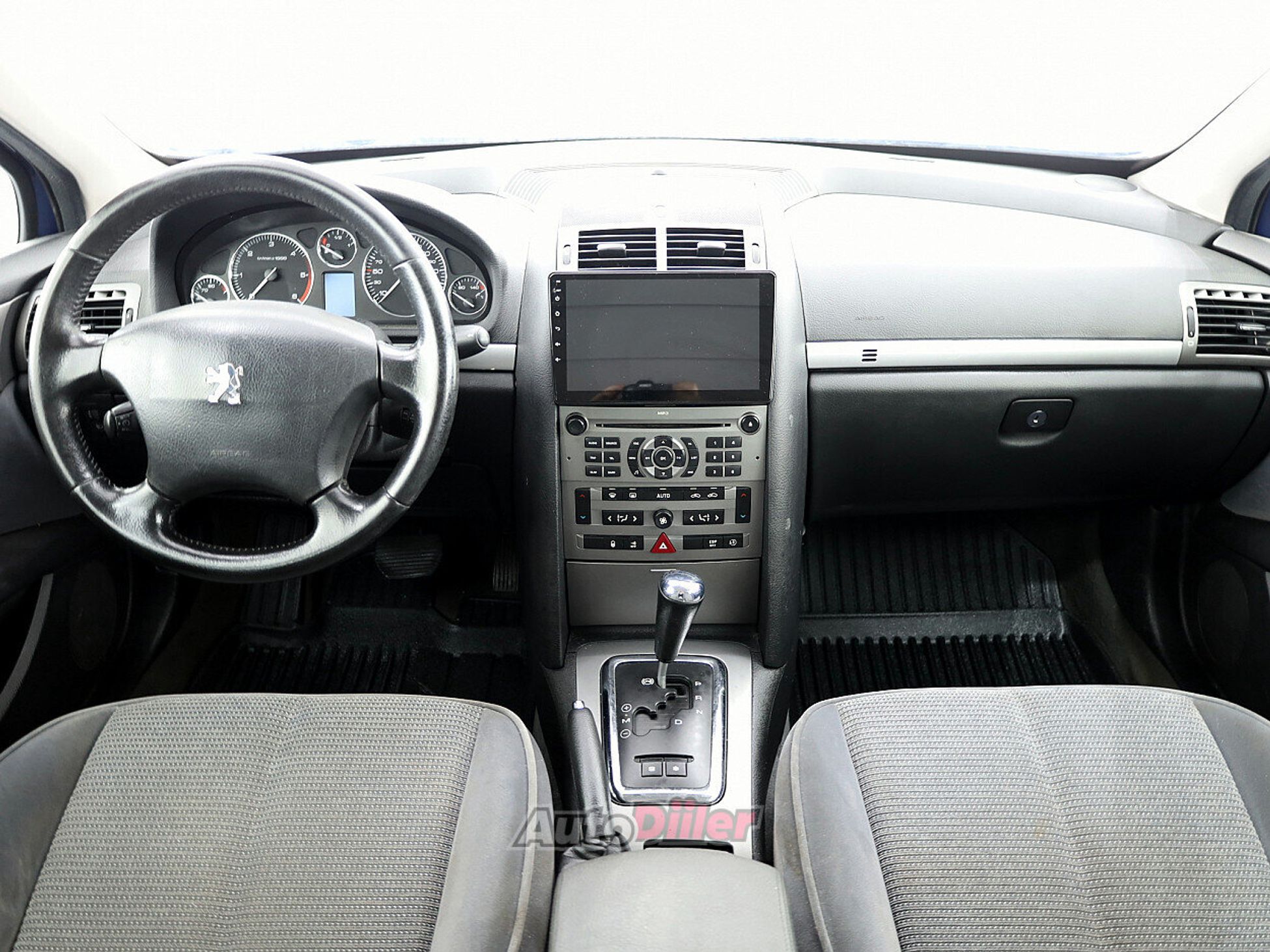 Peugeot 407 2.0 100kW 2006, photo 5/8
