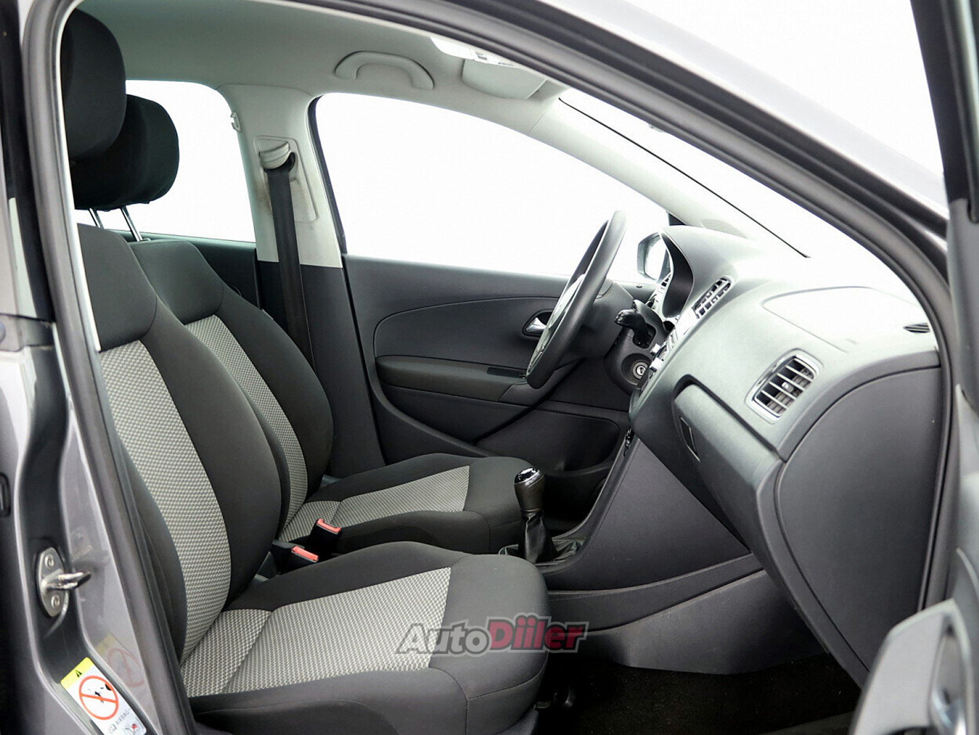 Volkswagen Polo 1.2 51kW 2013, kuva 6/7