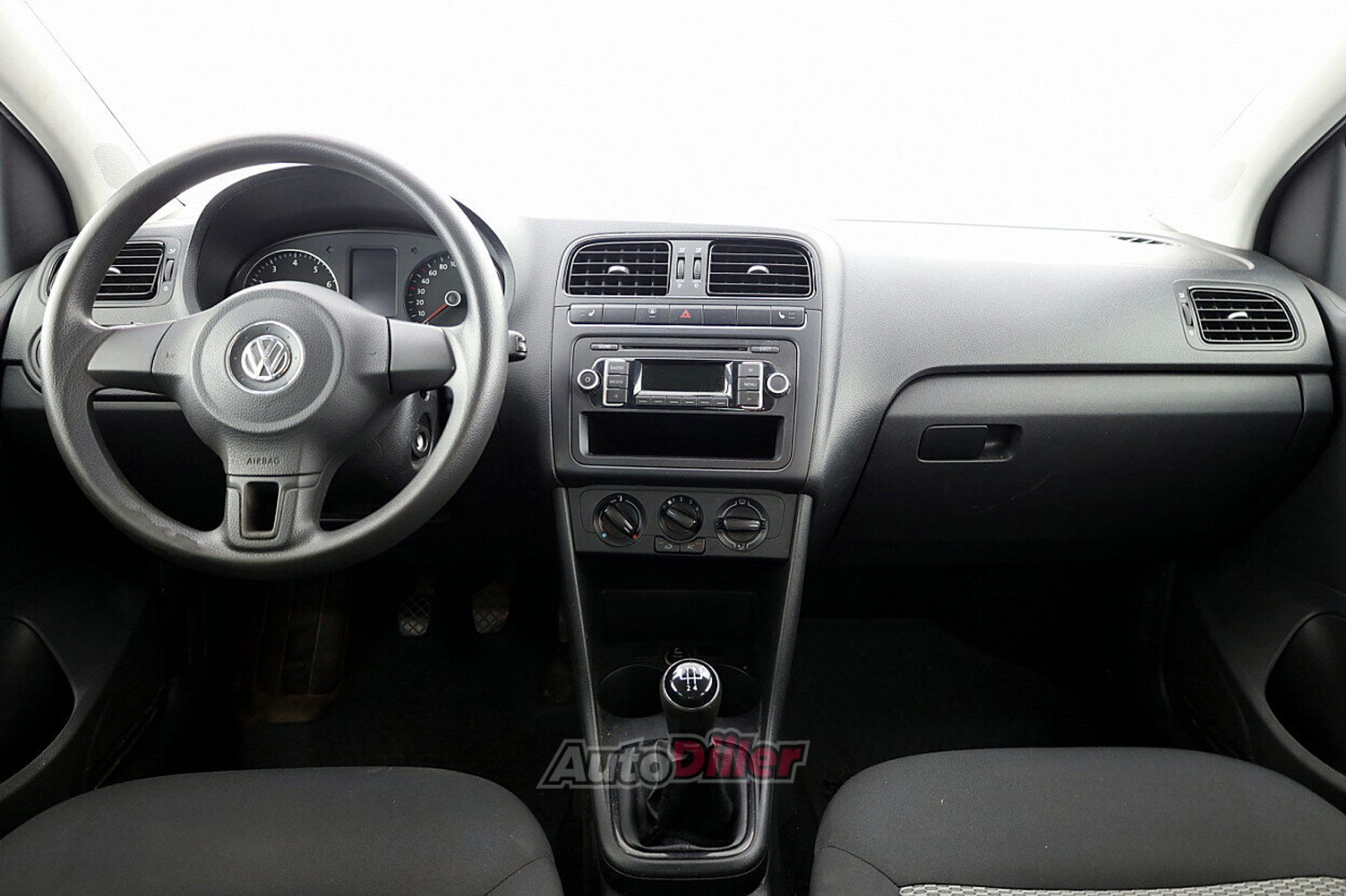 Volkswagen Polo 1.2 51kW 2013, kuva 5/7