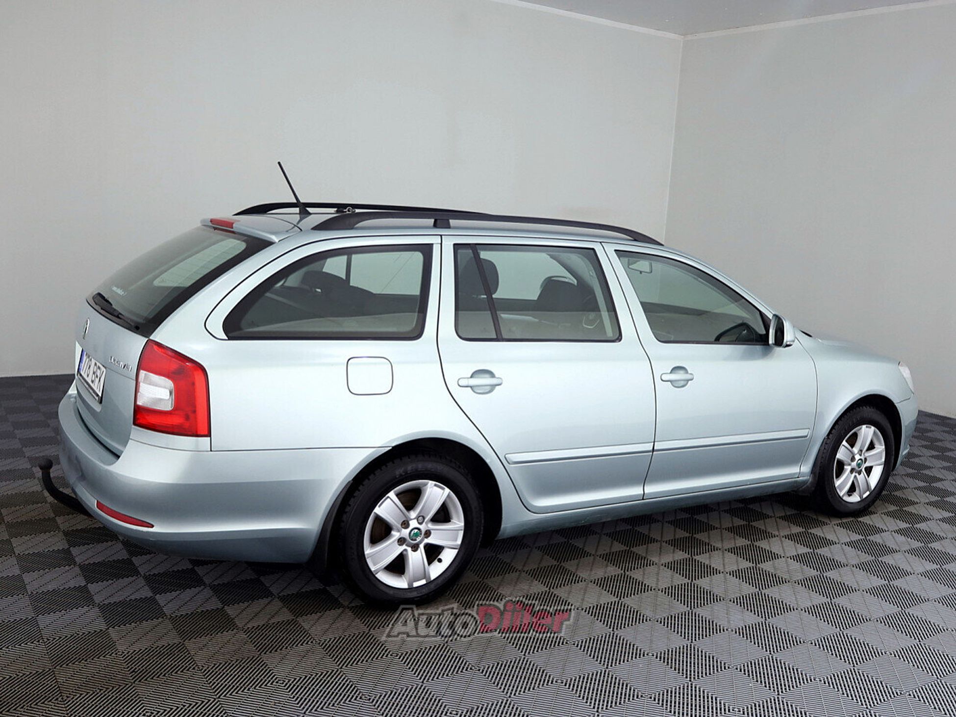 Skoda Octavia 1.4 90kW 2011, kuva 3/7