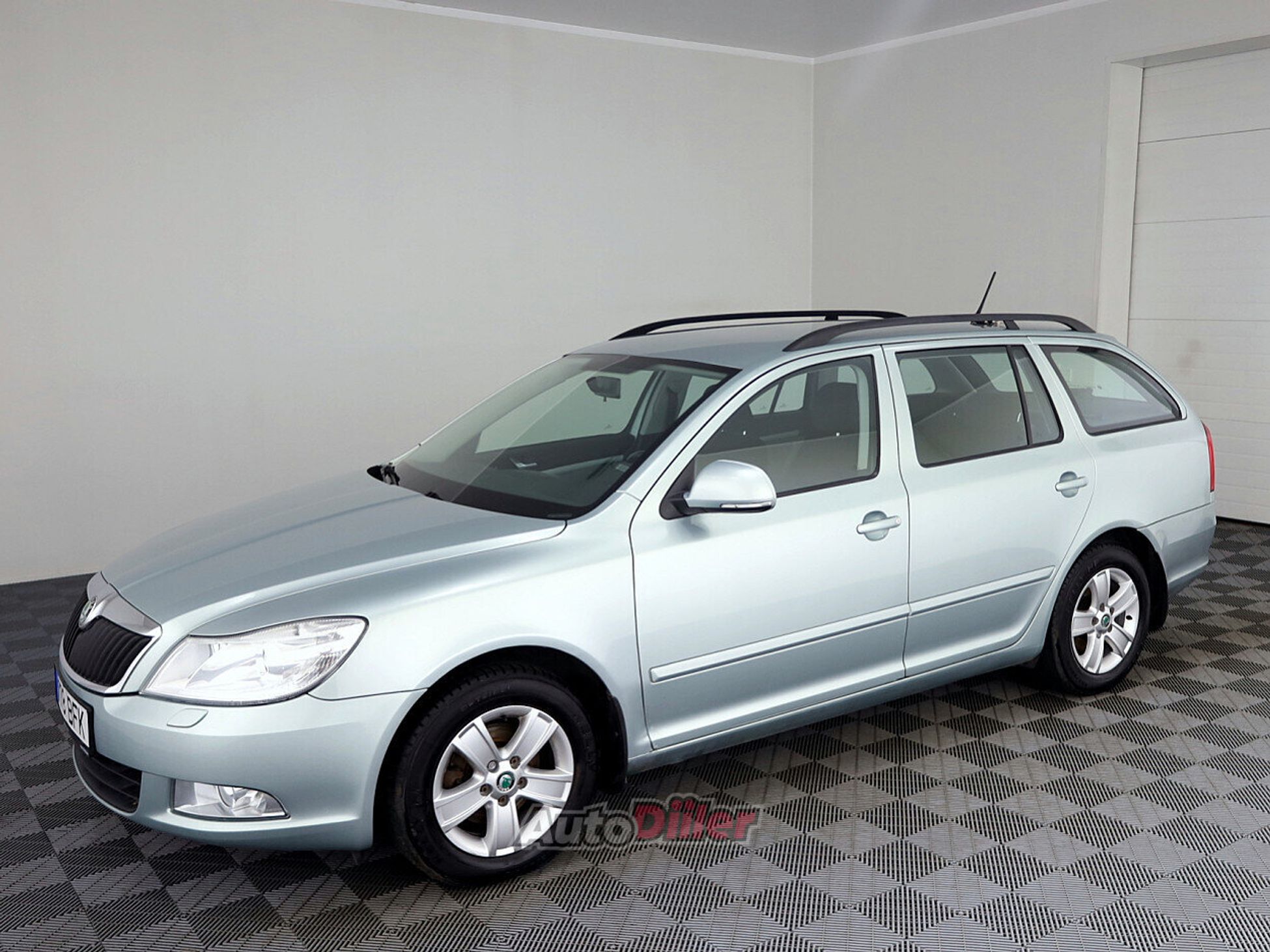Skoda Octavia 1.4 90kW 2011, kuva 2/7