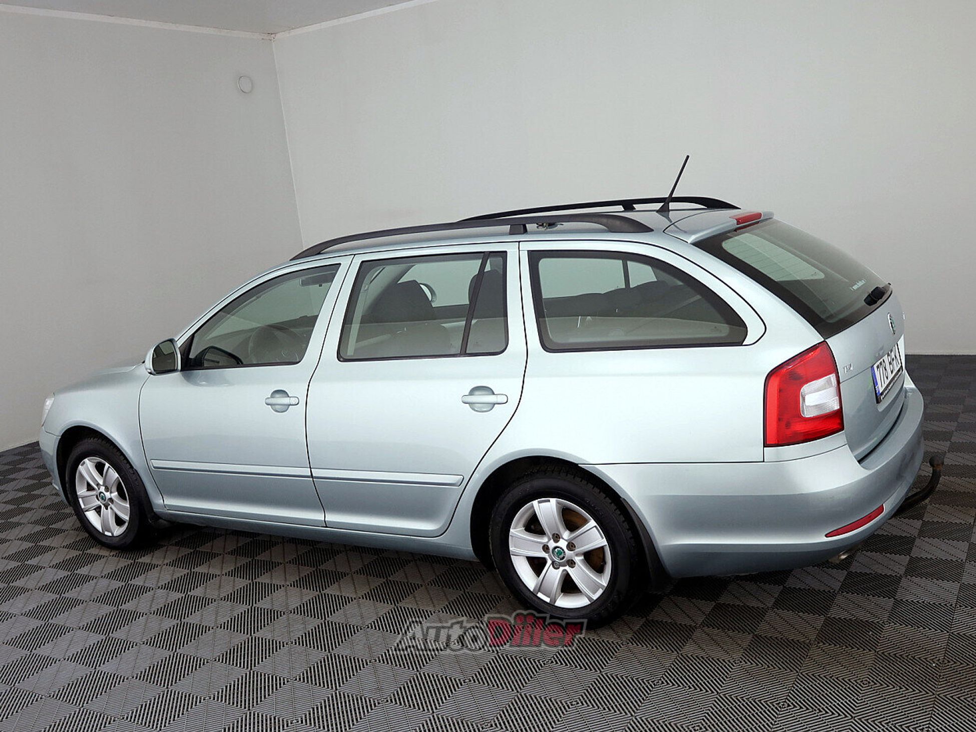 Skoda Octavia 1.4 90kW 2011, kuva 4/7