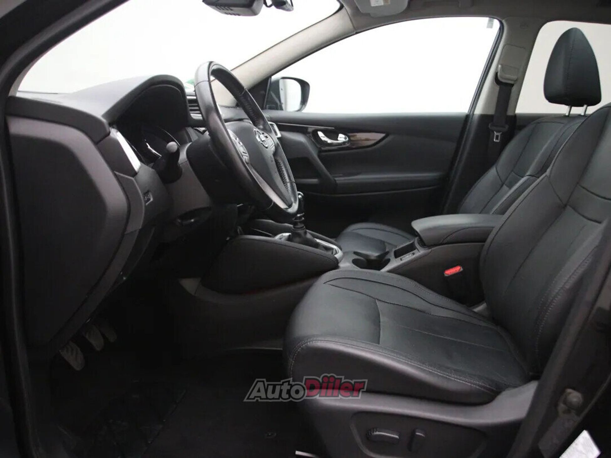 Nissan Qashqai Tekna 1.6 120kW 2017, photo 4/10