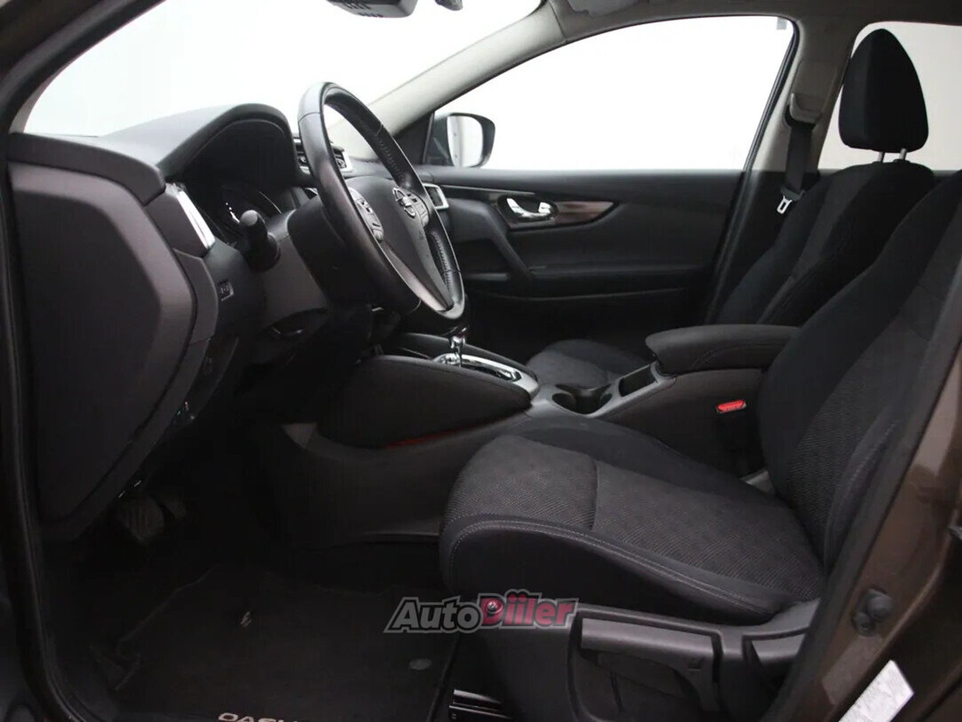 Nissan Qashqai Connect Edition 1.2 85kW 2015, photo 4/10