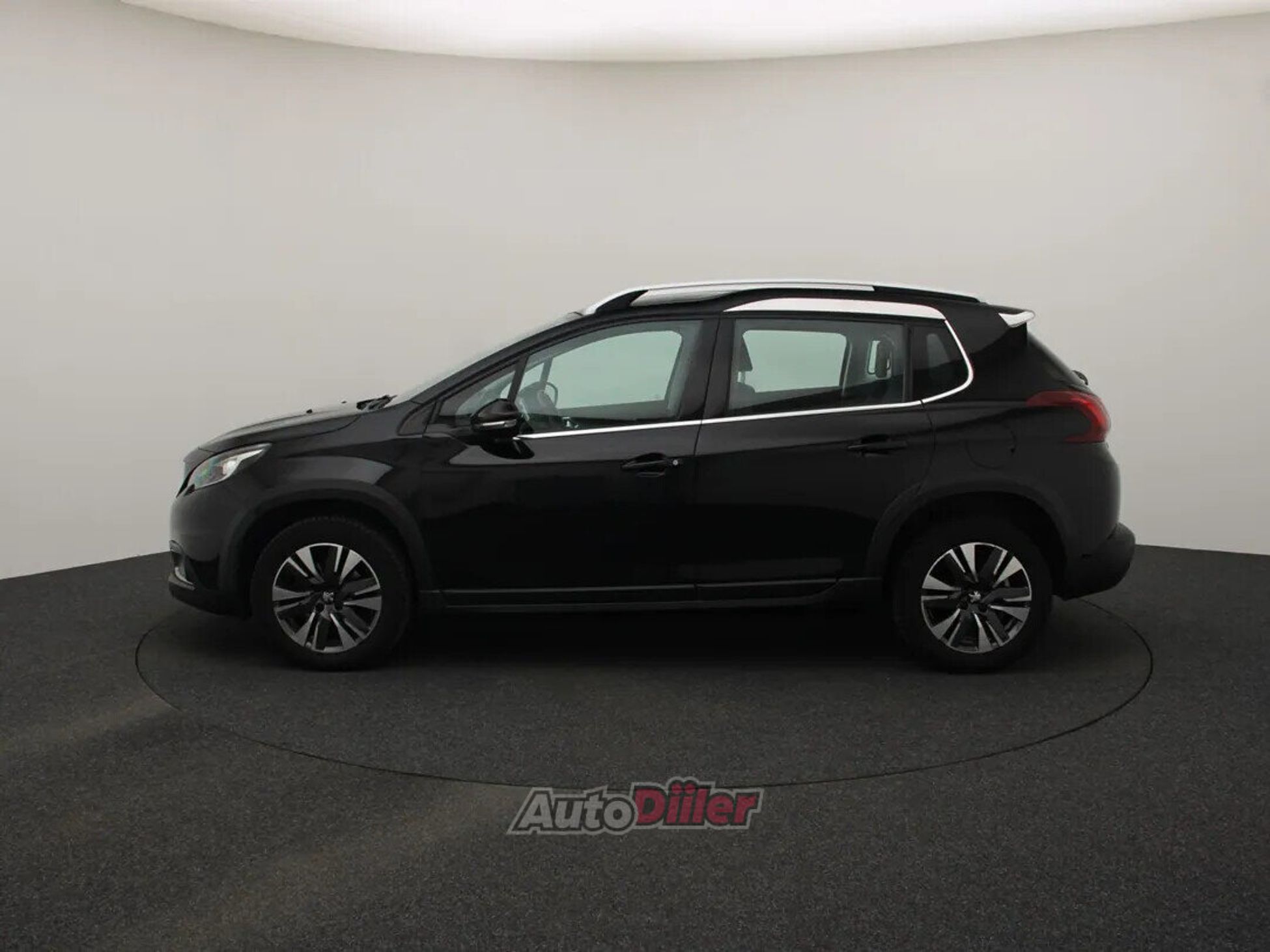 Peugeot 2008 GT-Line 1.2 81kW 2019, kuva 6/10