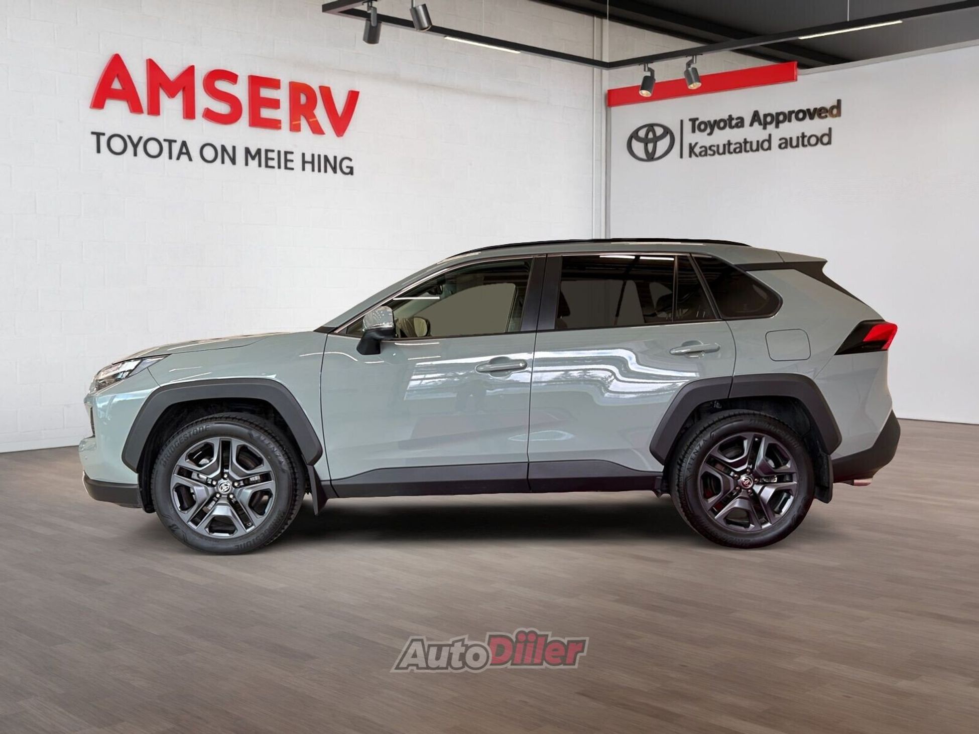 Toyota RAV4 2023, kuva 3/10