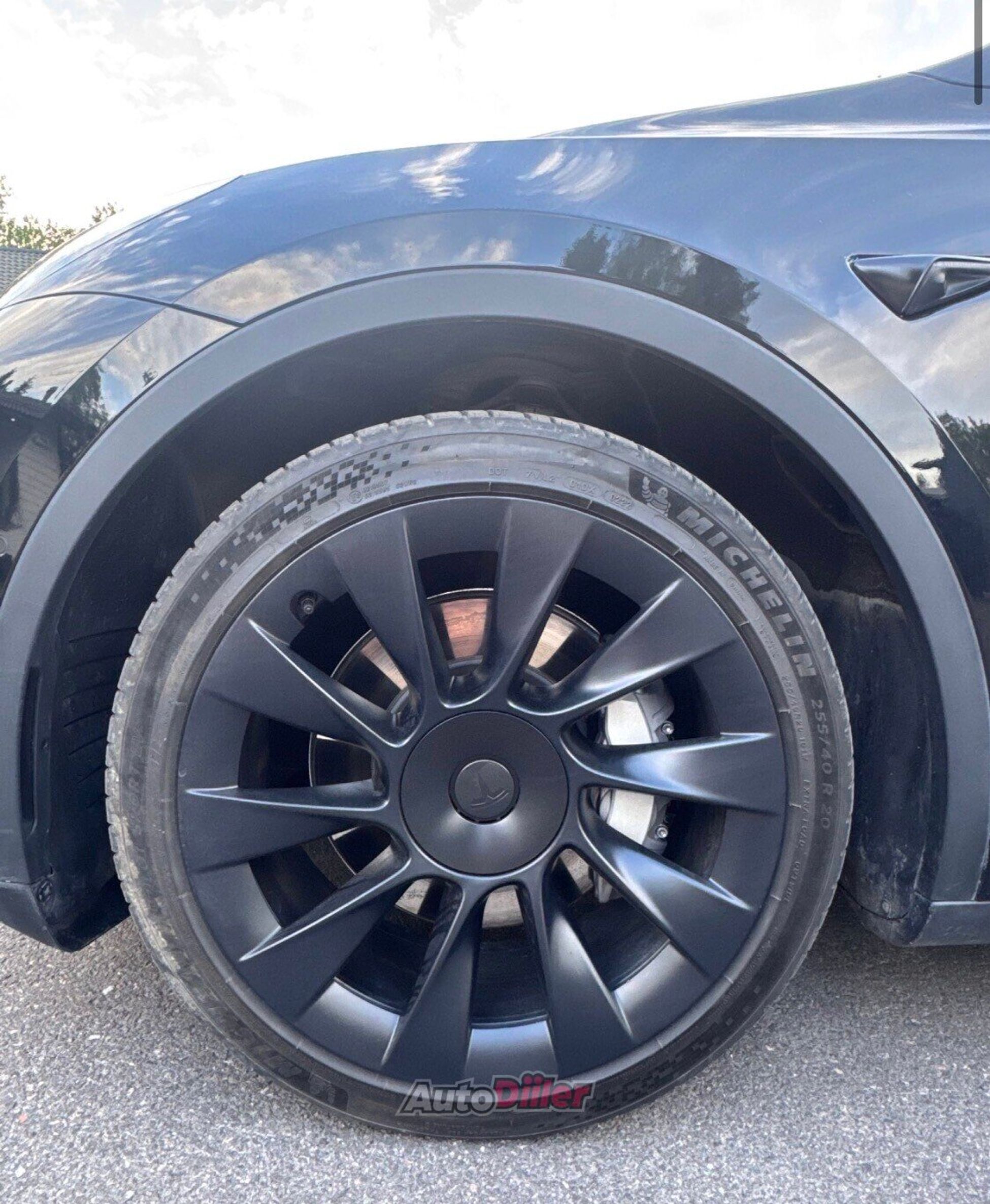 Tesla Model Y Long Range 378kW 2022, photo 4/6