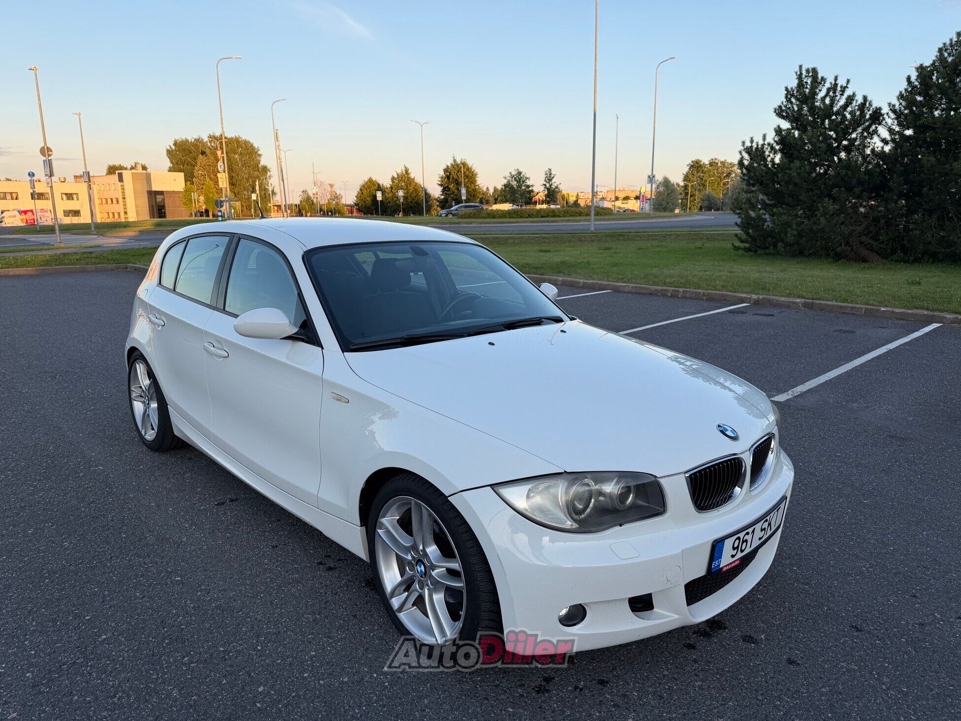 BMW 120 2.0 130kW 2008, kuva 3/10
