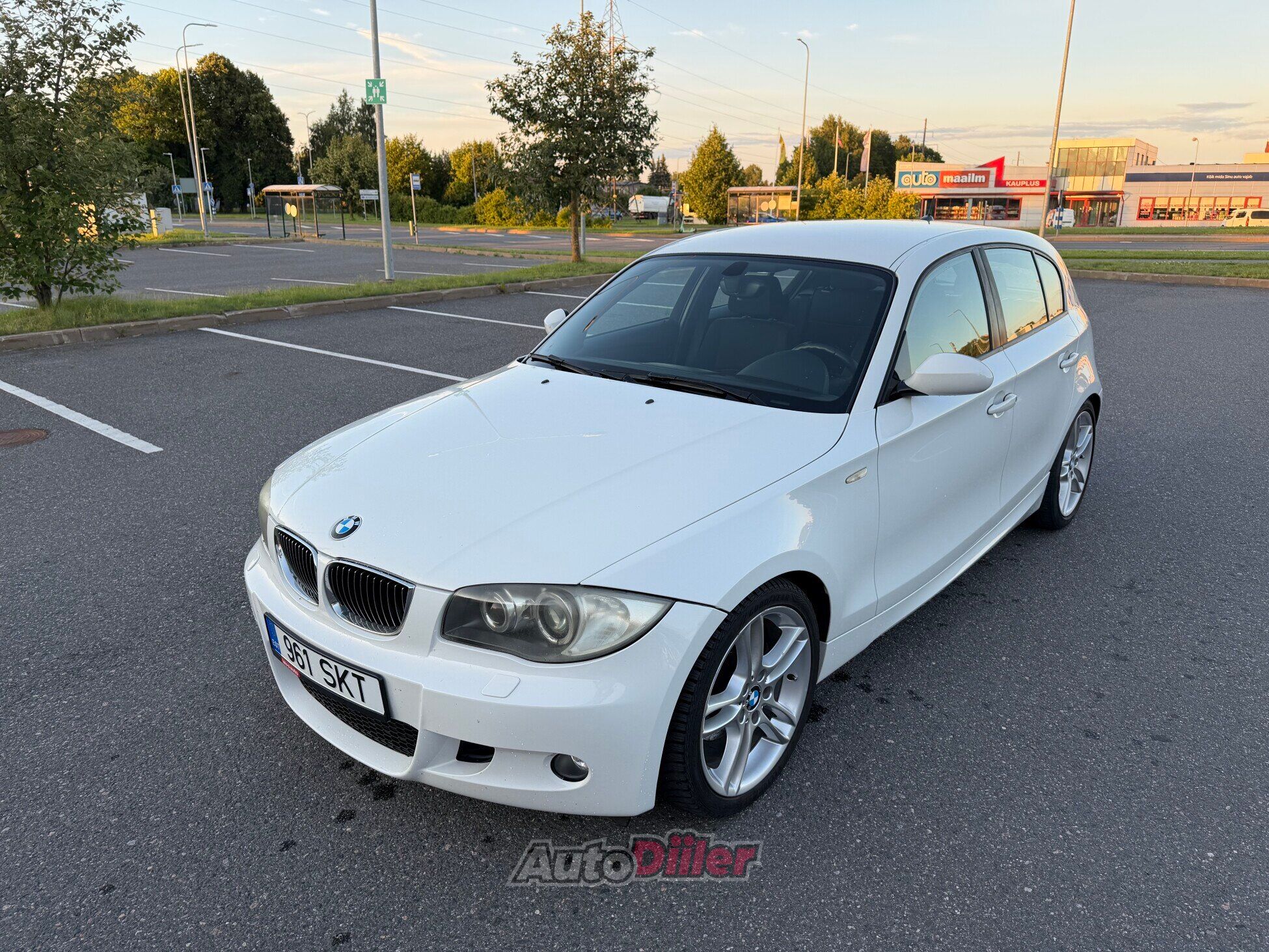 BMW 120 2.0 130kW 2008, kuva 5/10