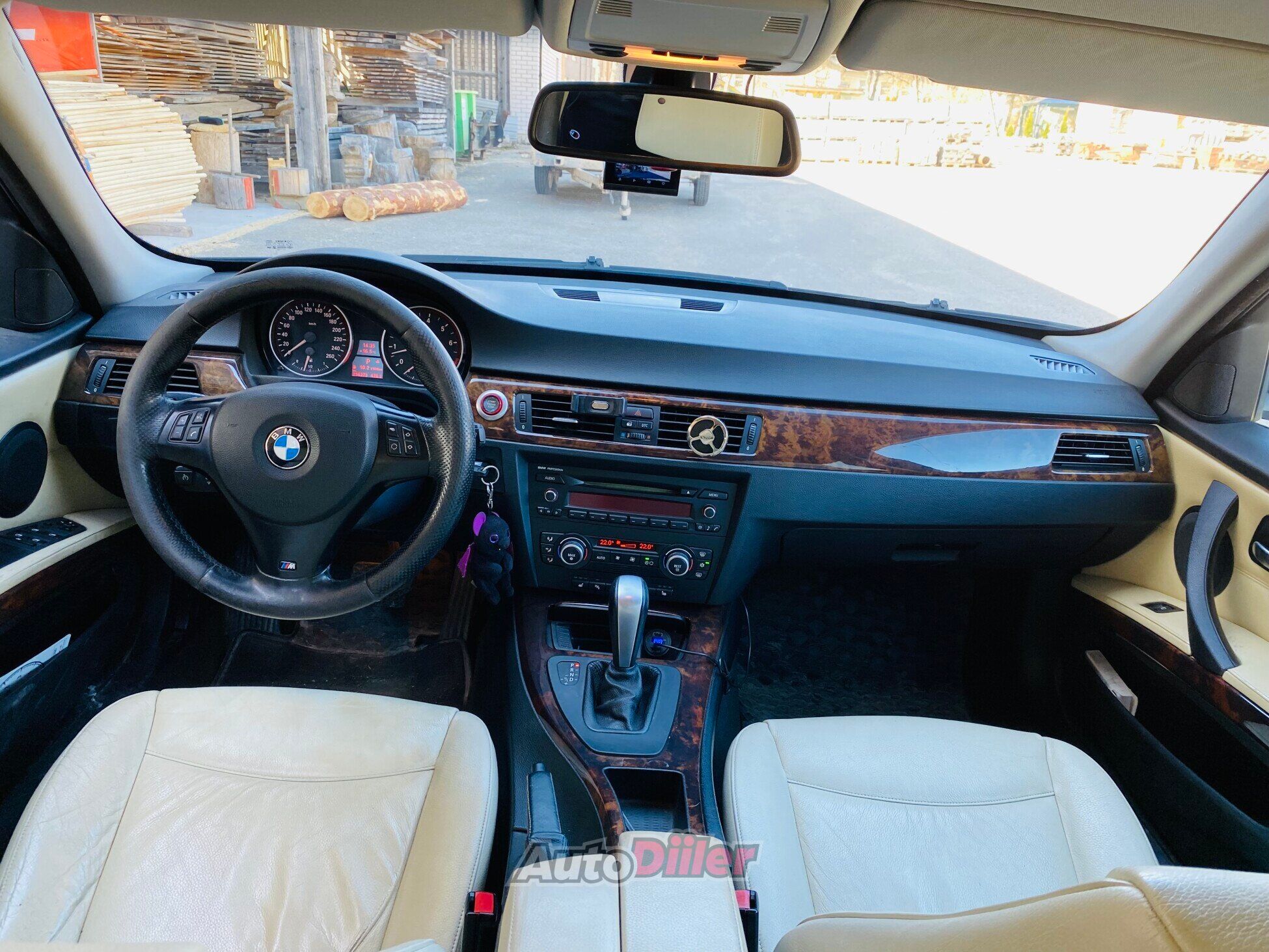 BMW 330 3.0 190kW 2009, kuva 6/9