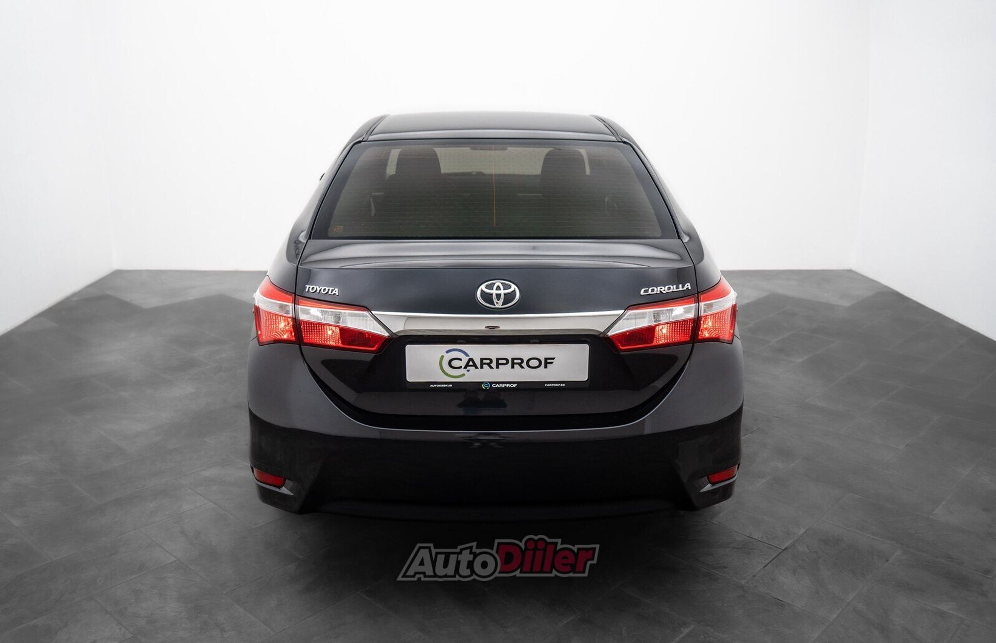 Toyota Corolla 1.6 97kW 2015, photo 7/10