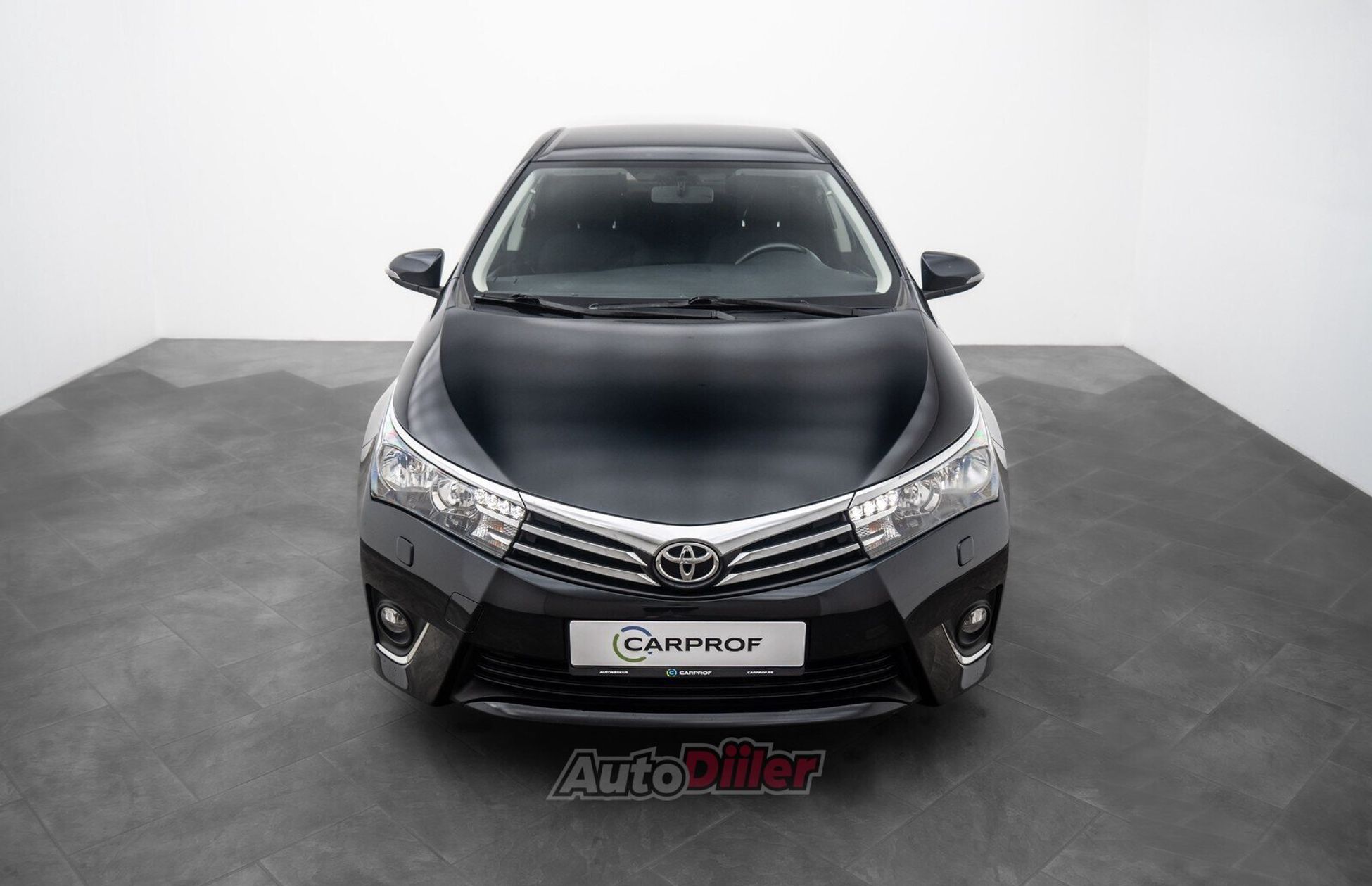 Toyota Corolla 1.6 97kW 2015, photo 4/10