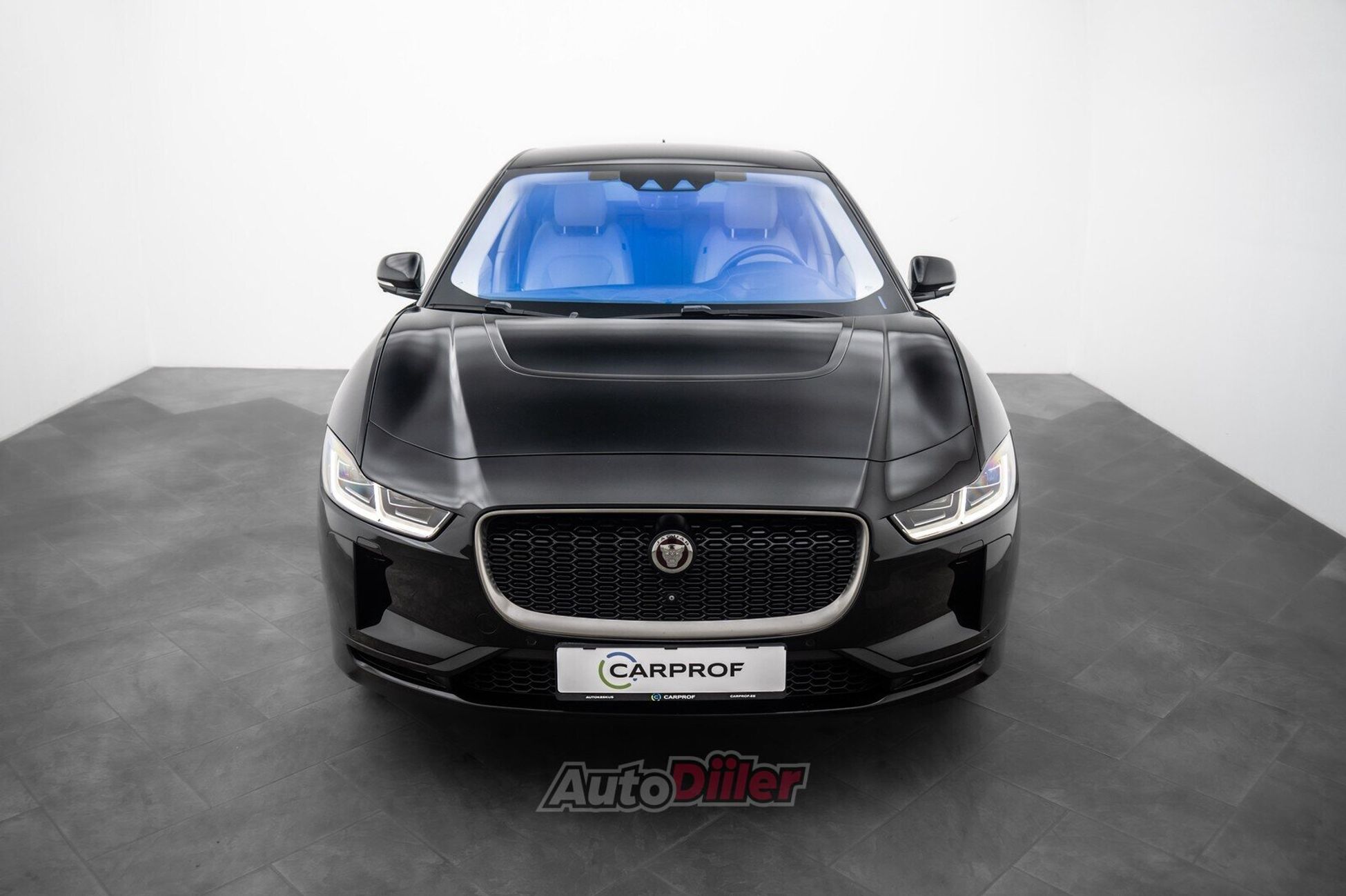 Jaguar I-Pace 400kW 2017, photo 4/10