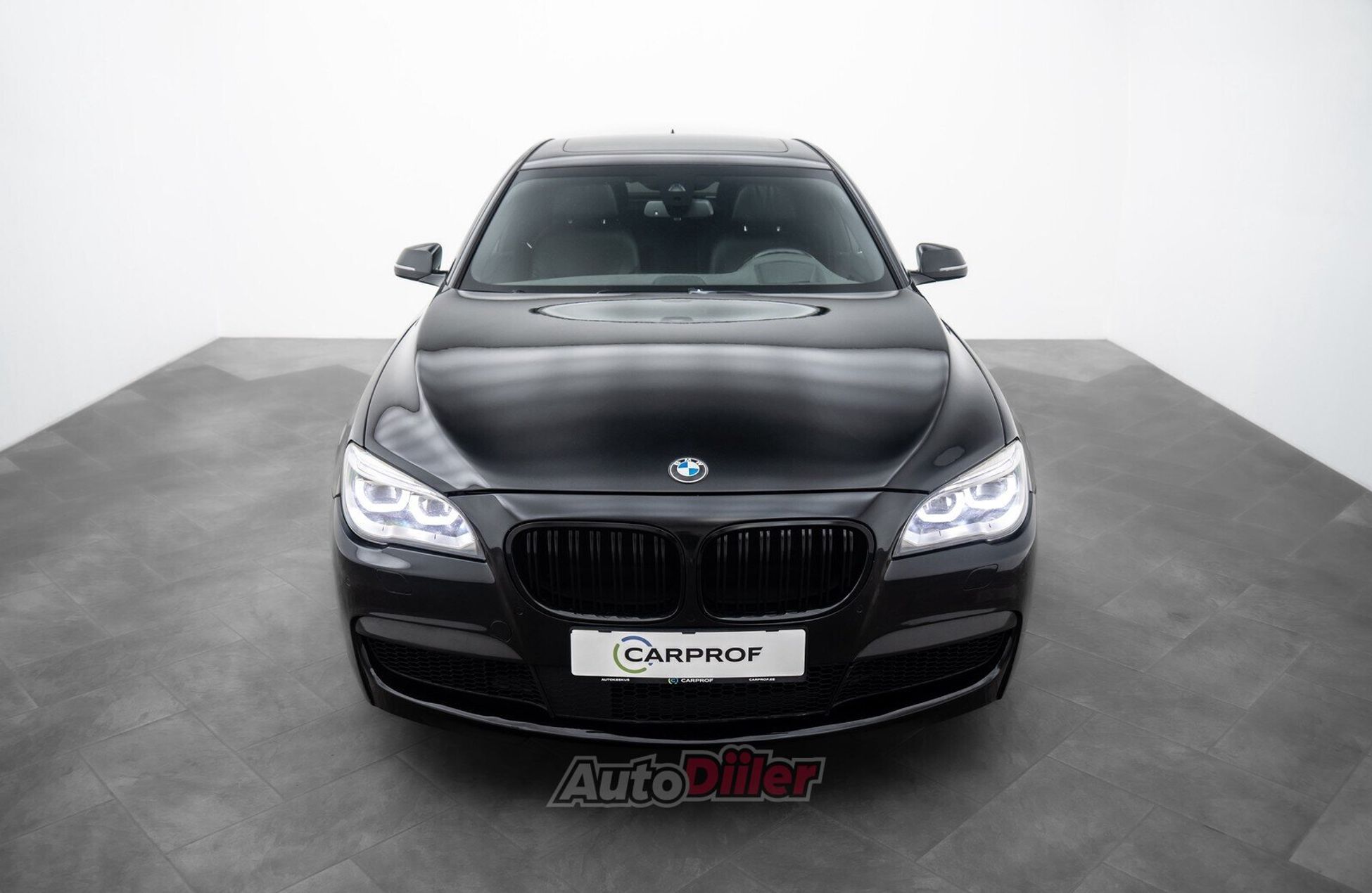 BMW 740 3.0 230kW 2013, kuva 4/10