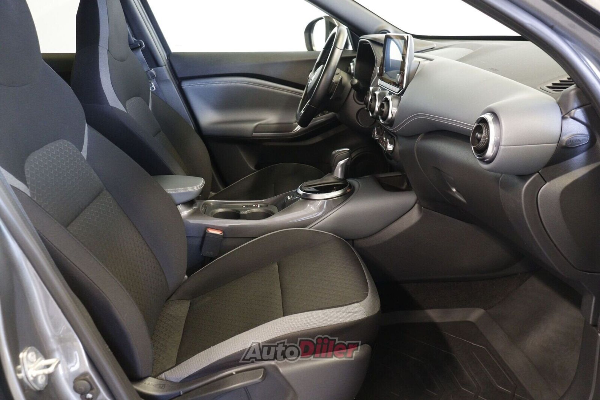 Nissan Juke Enigma 1.0 84kW 2021, kuva 6/10