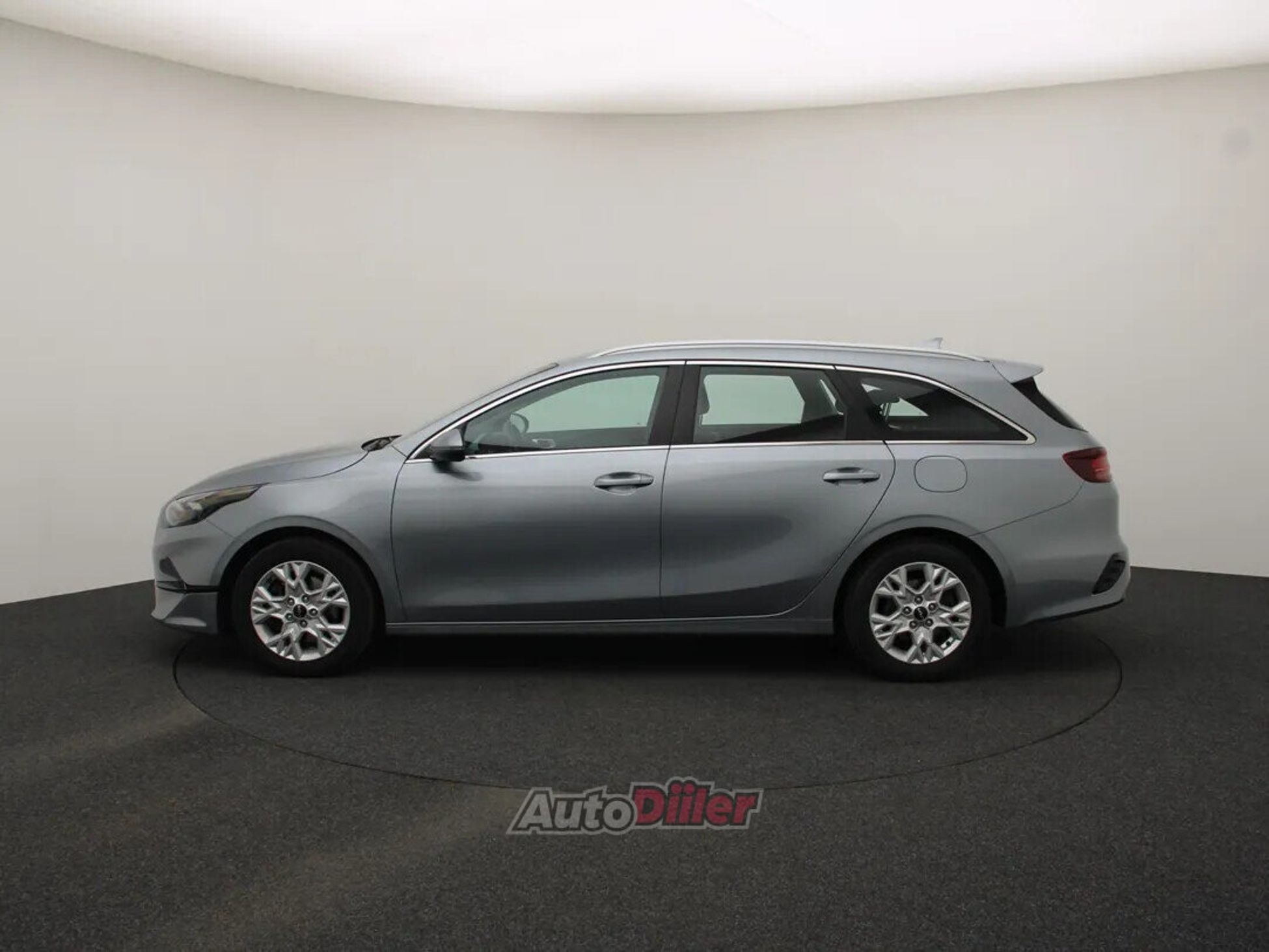 Kia cee'd / Ceed DynamicLine 1.5 118kW 2023, photo 6/10