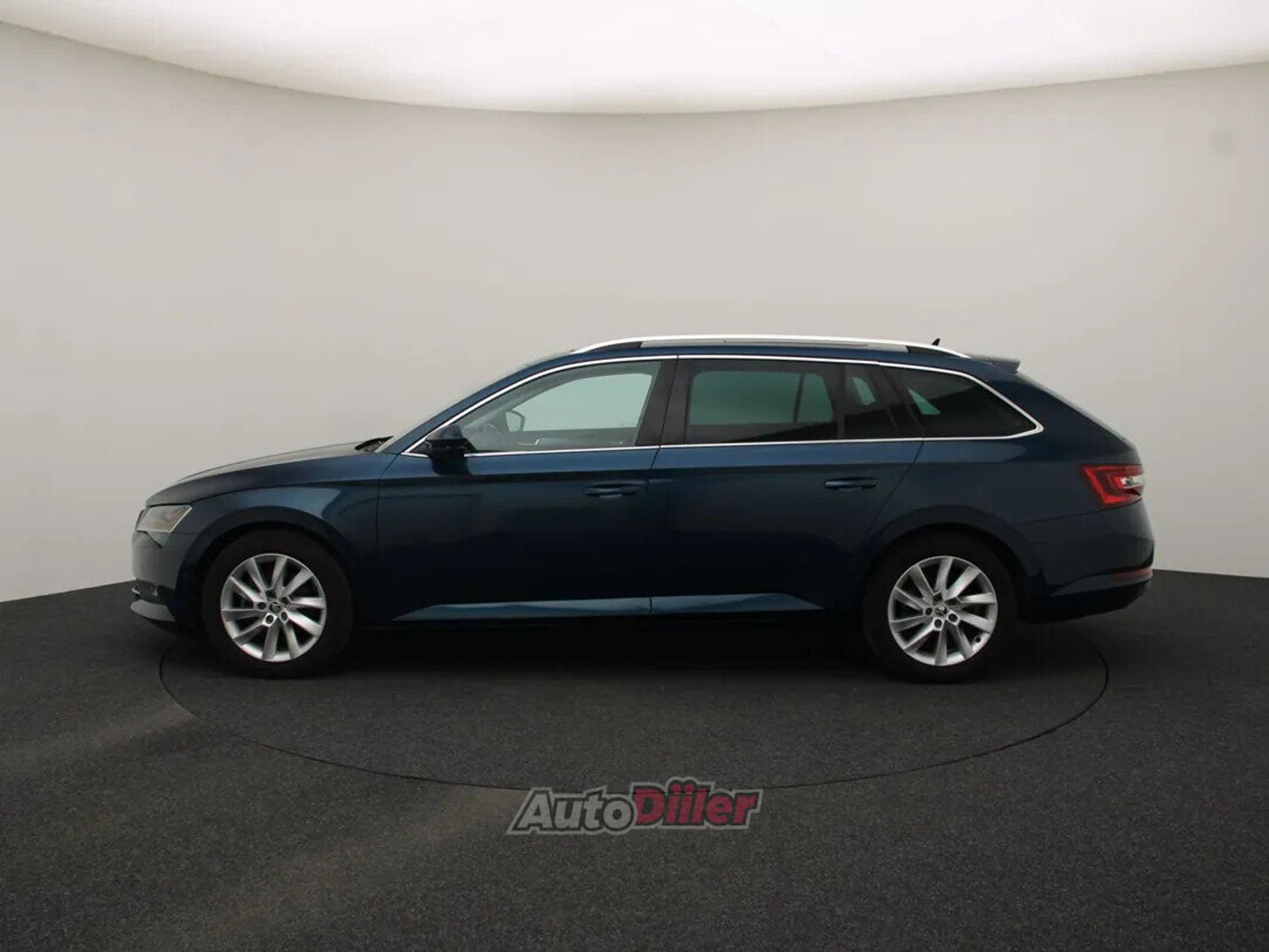 Skoda Superb Style Business 1.4 110kW 2018, kuva 6/10