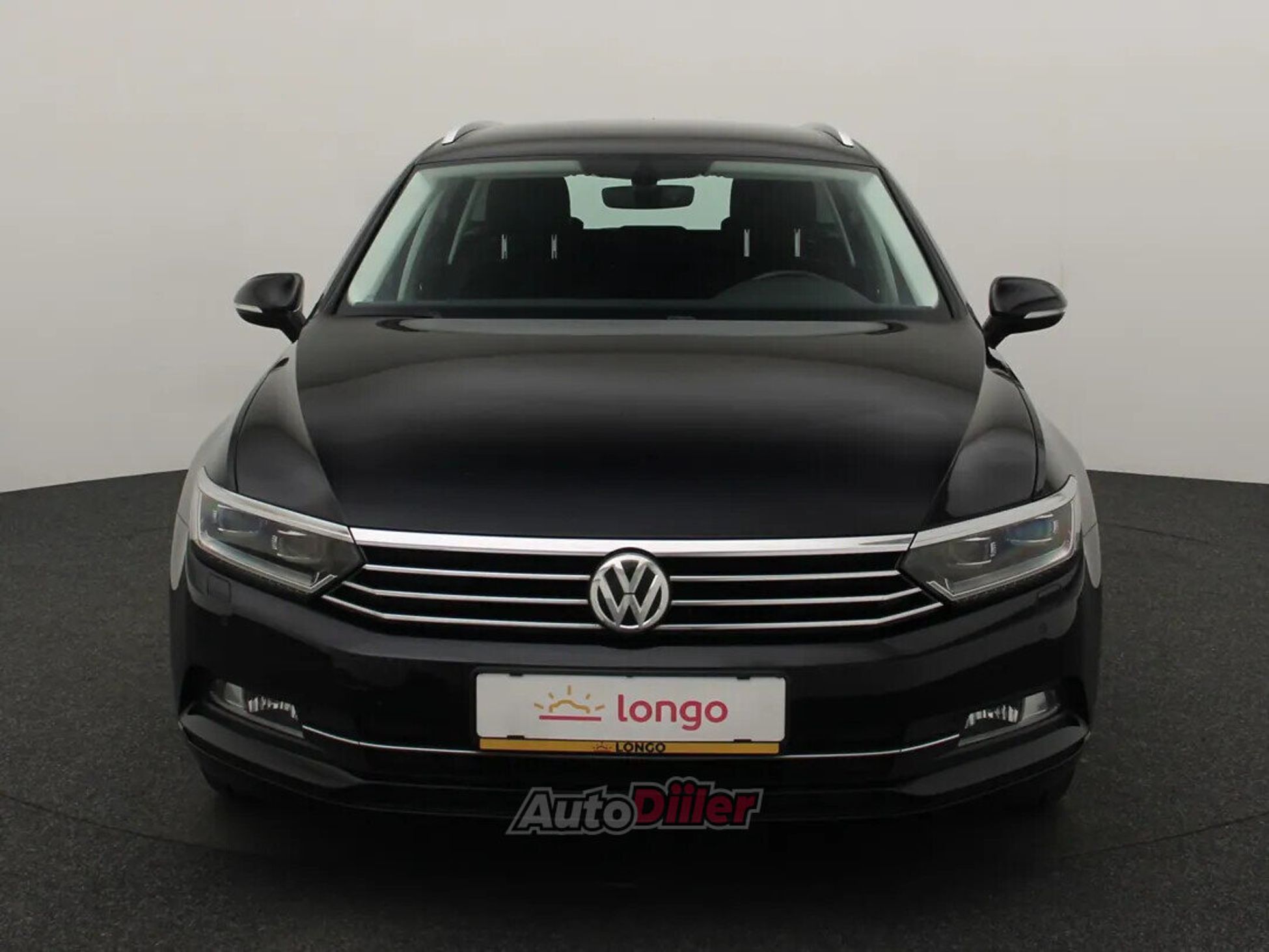 Volkswagen Passat 2018, photo 3/10