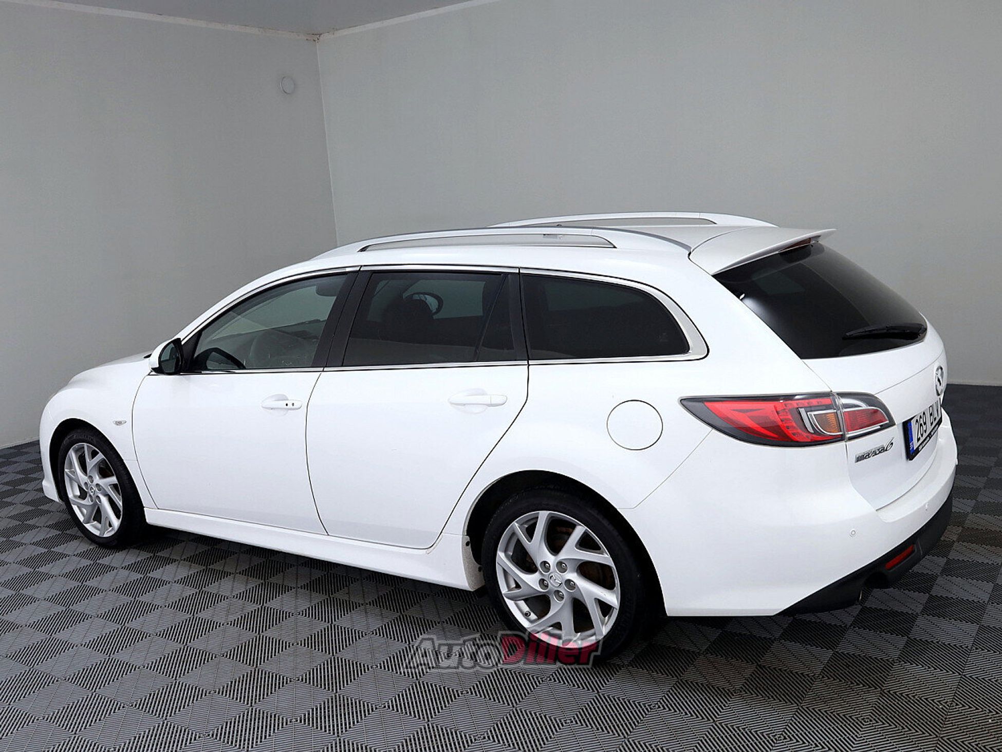 Mazda 6 2.0 114kW 2011, photo 4/7