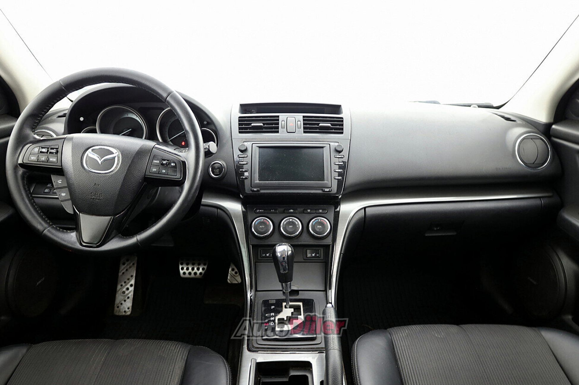 Mazda 6 2.0 114kW 2011, photo 5/7