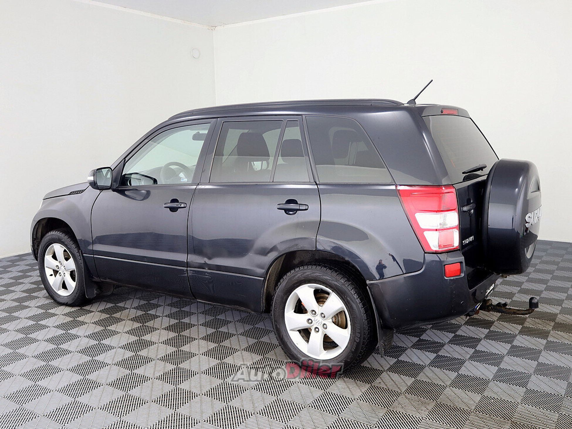 Suzuki Grand Vitara 2.4 124kW 2010, photo 4/7