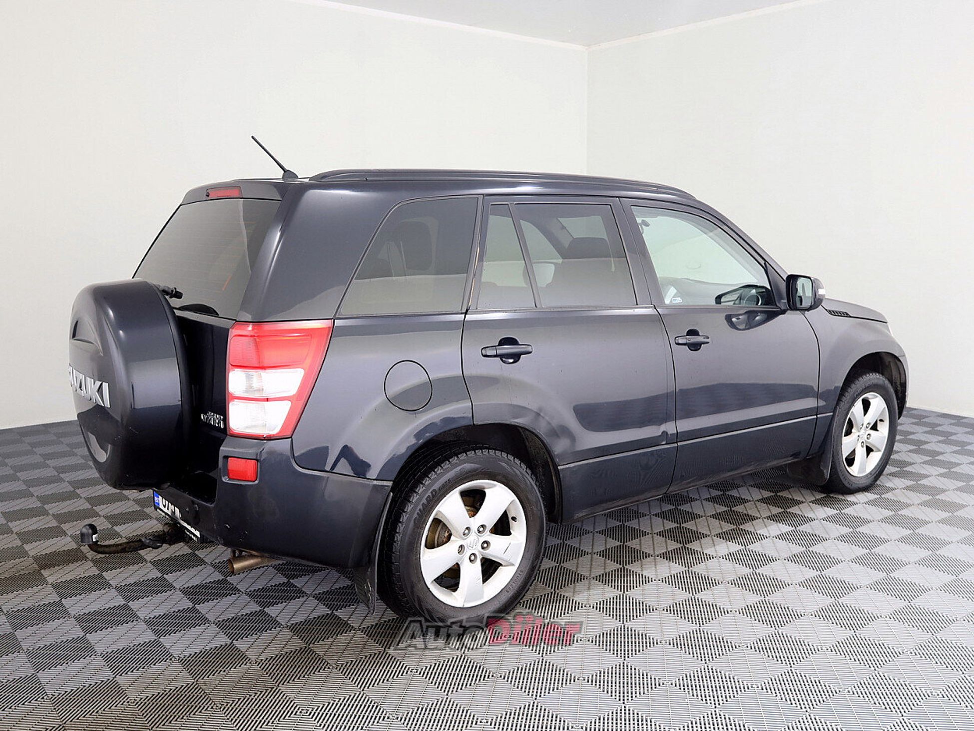 Suzuki Grand Vitara 2.4 124kW 2010, photo 3/7