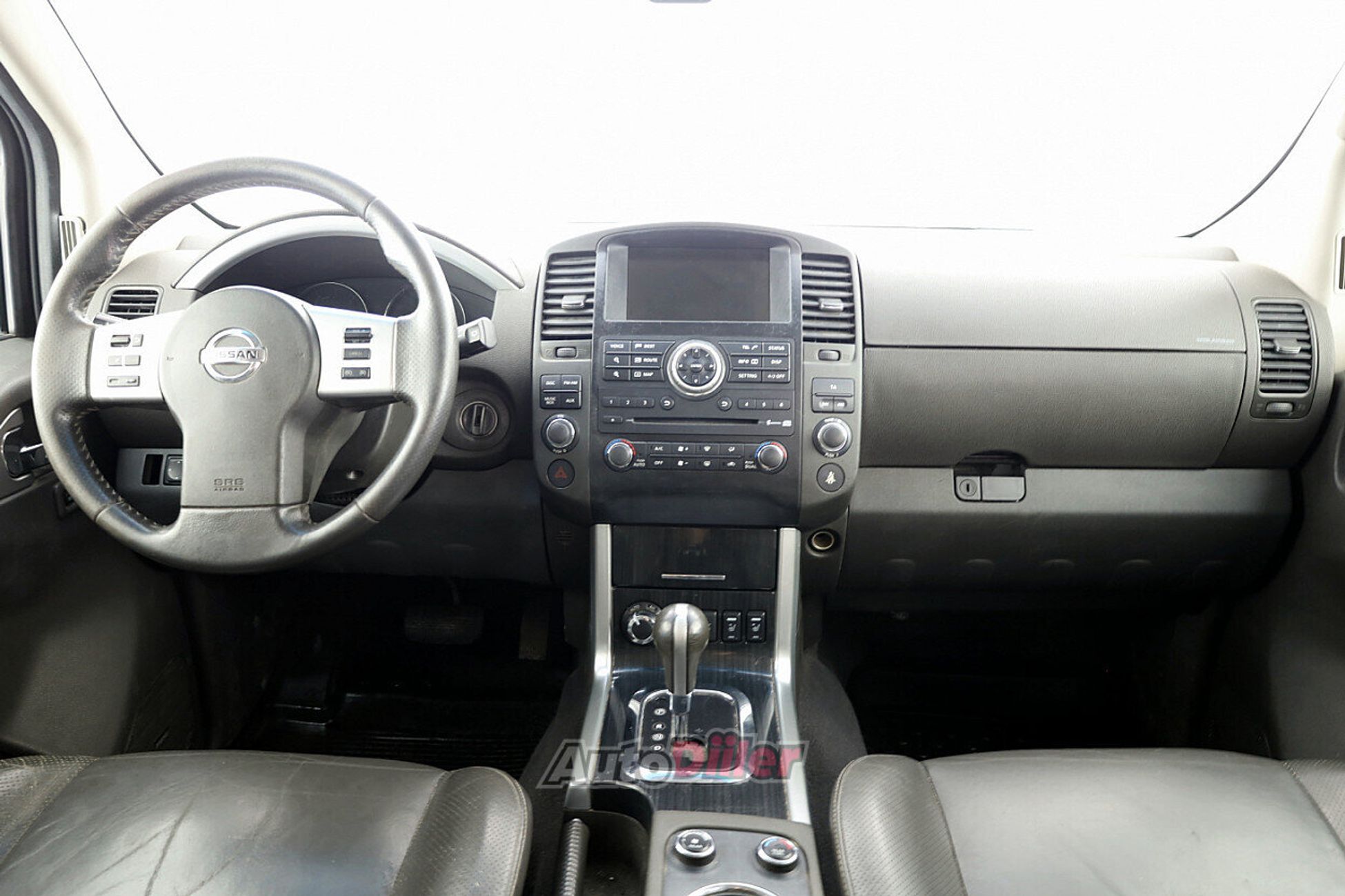 Nissan Pathfinder 3.0 170kW 2011, photo 5/8
