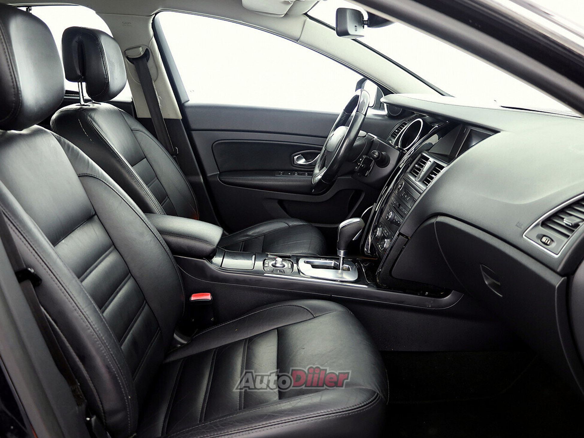 Renault Latitude 2.0 127kW 2011, photo 6/10