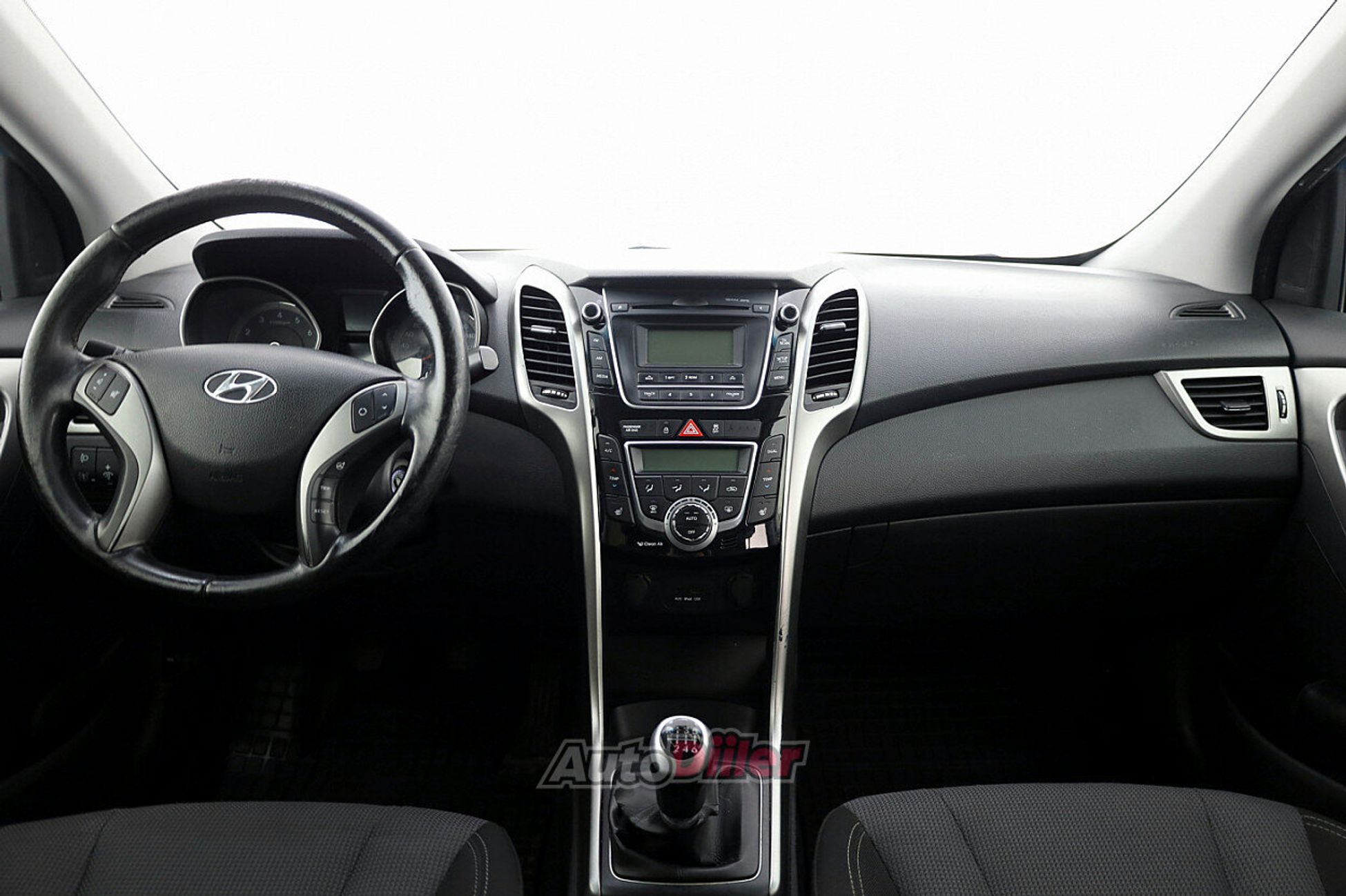 Hyundai i30 1.6 99kW 2012, photo 5/7