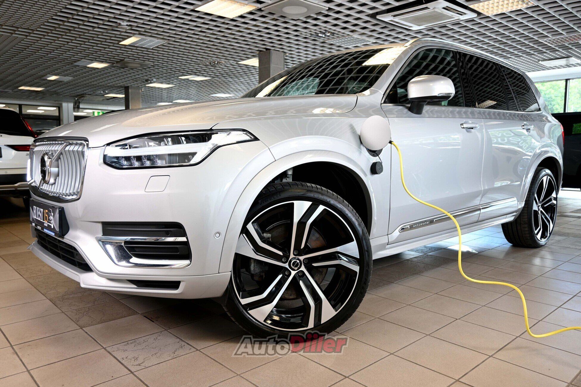 Volvo XC90 2023, photo 4/10