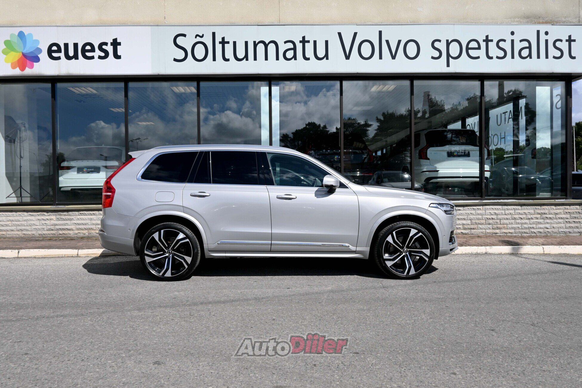 Volvo XC90 2023, photo 6/10