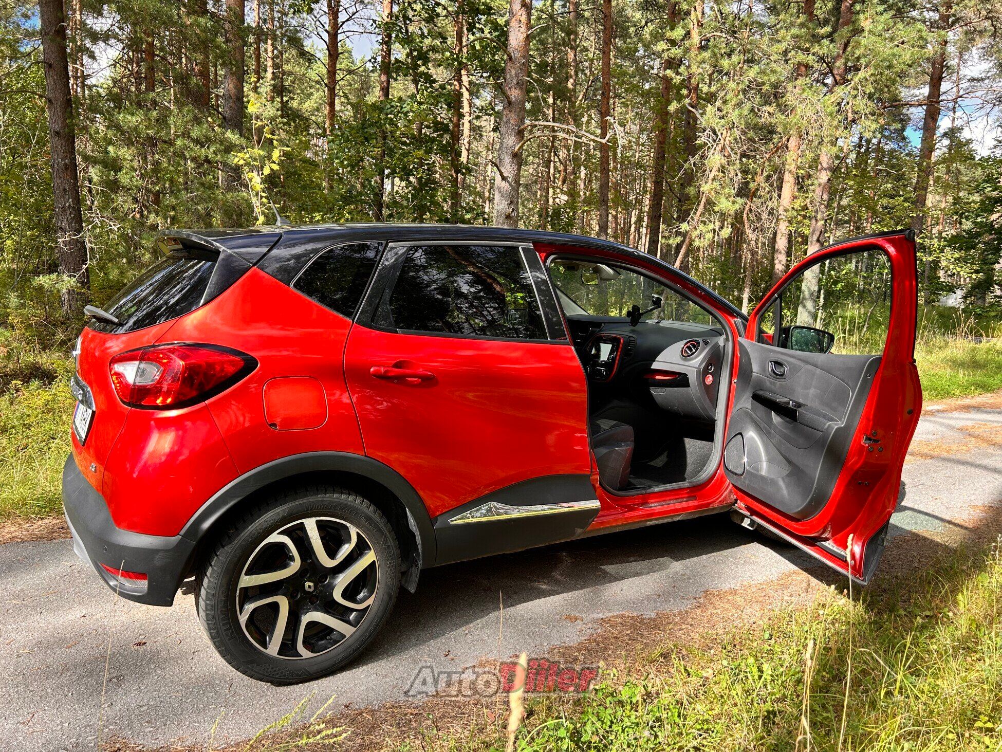 Renault Captur 2015, photo 6/10