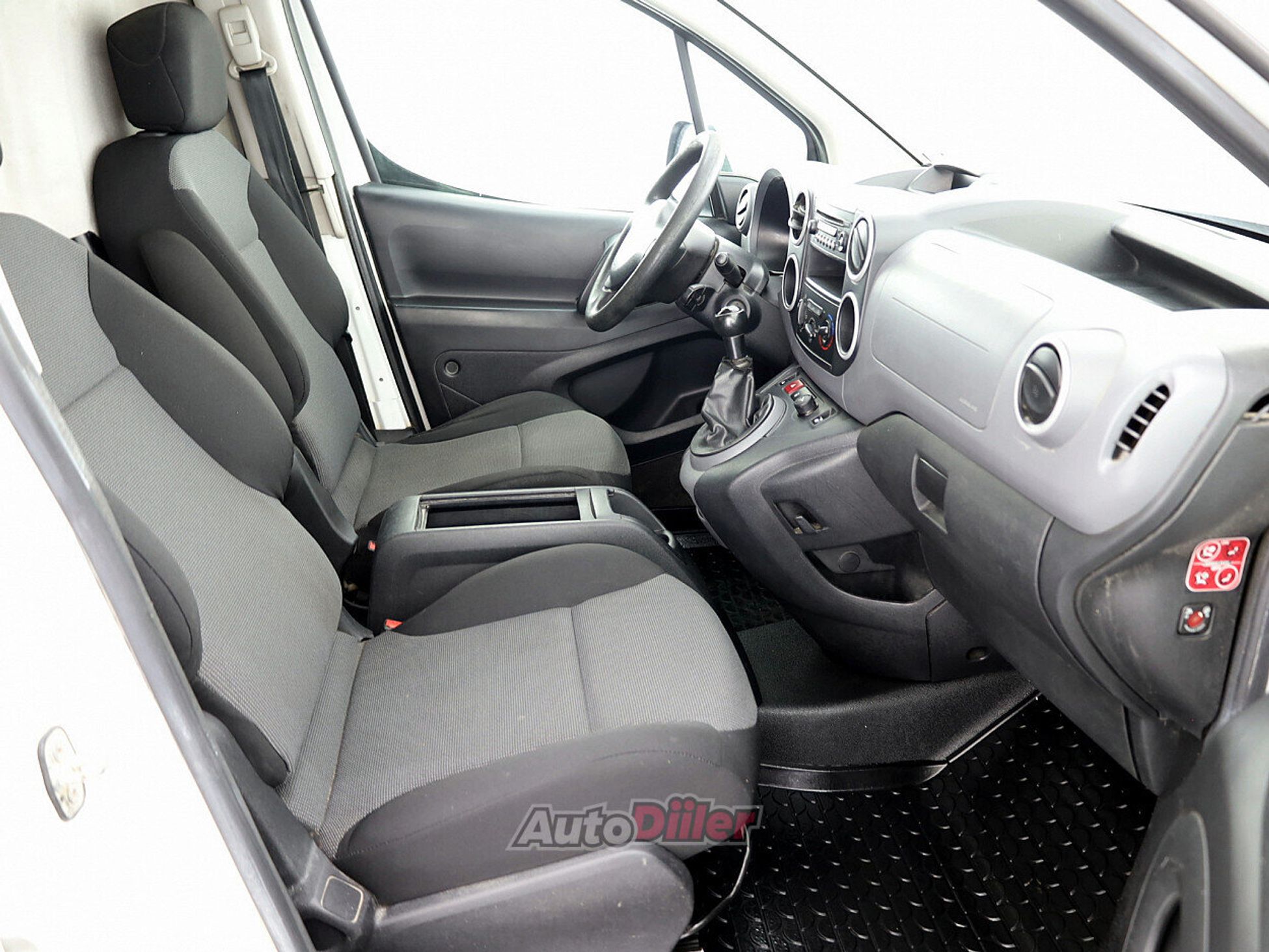 Peugeot Partner 1.6 55kW 2018, kuva 6/8