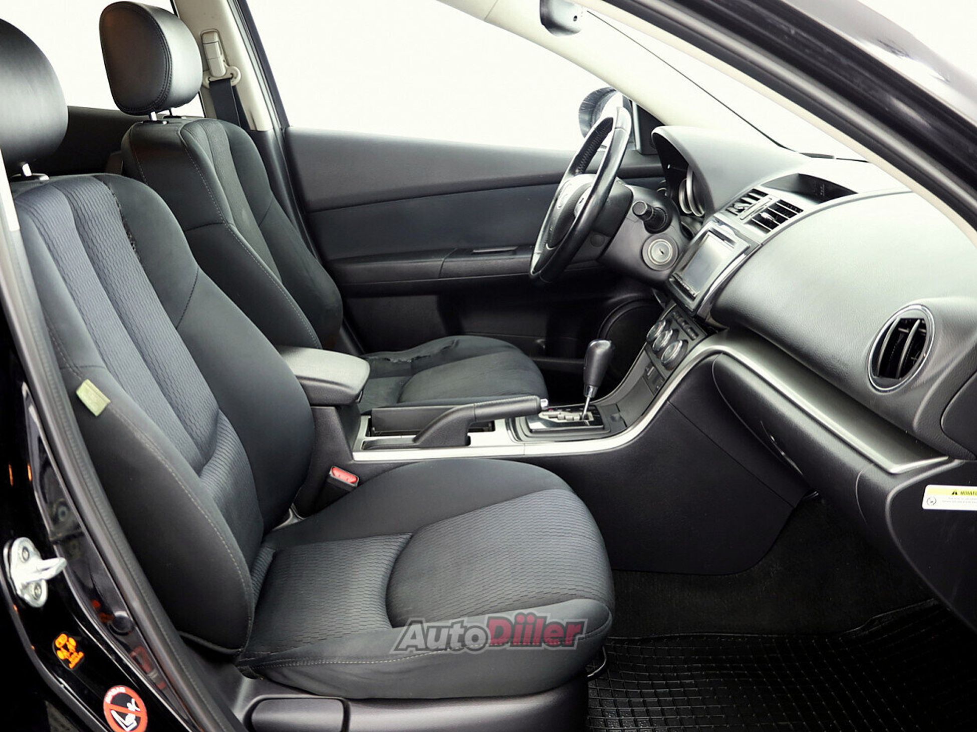 Mazda 6 2.0 114kW 2012, kuva 6/7