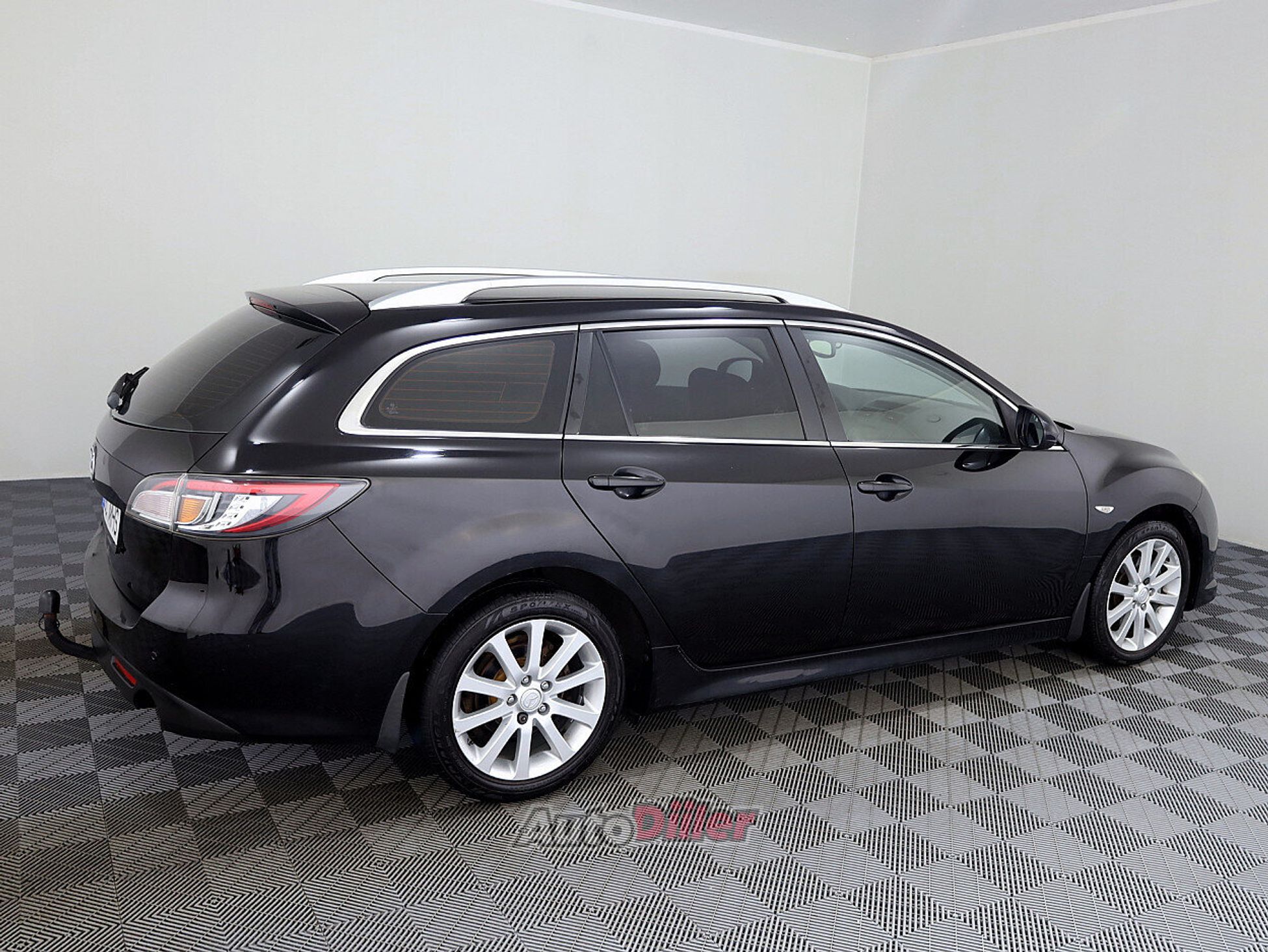 Mazda 6 2.0 114kW 2012, kuva 3/7
