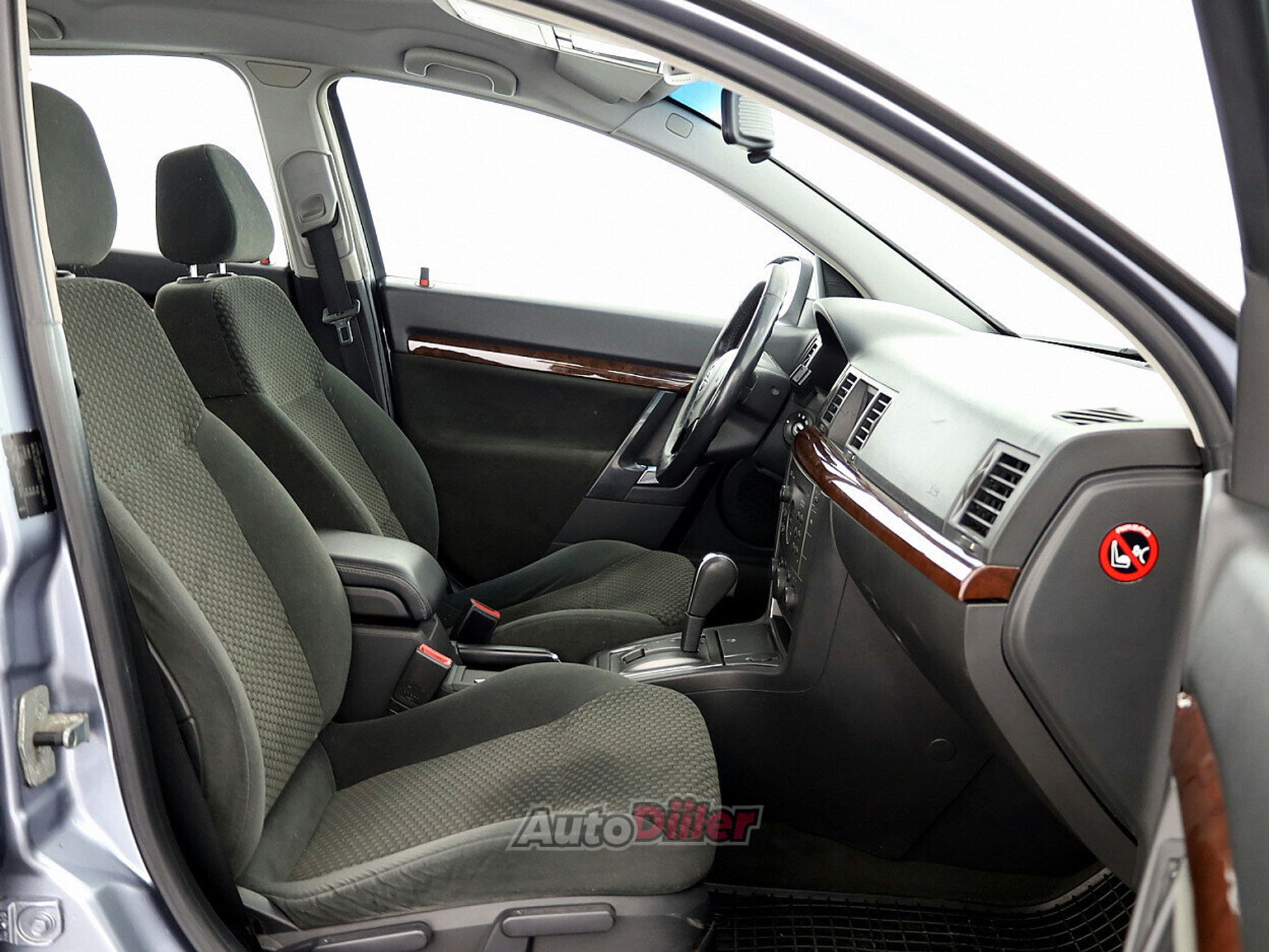 Opel Vectra 2.2 108kW 2003, photo 6/7