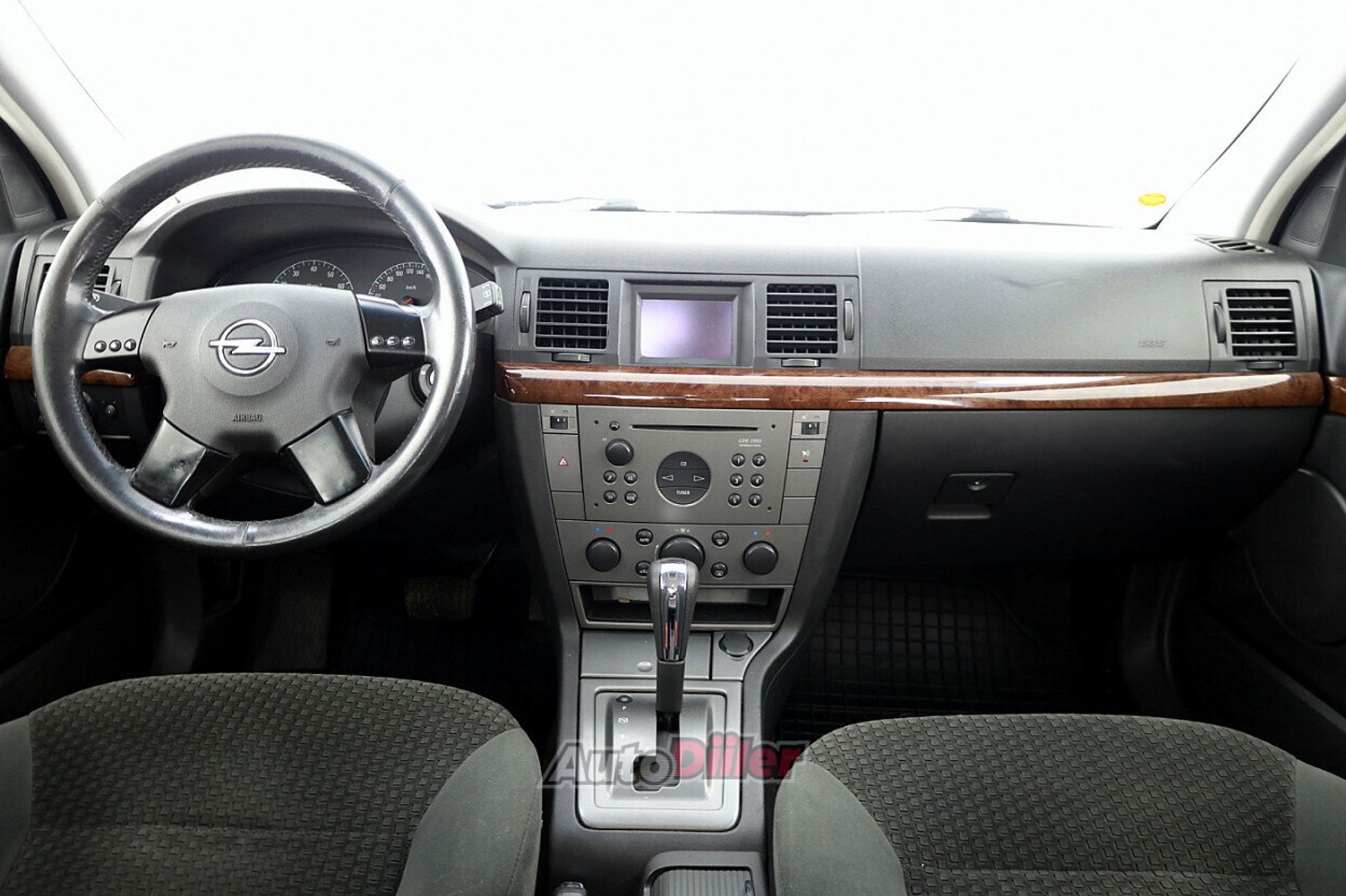 Opel Vectra 2.2 108kW 2003, photo 5/7