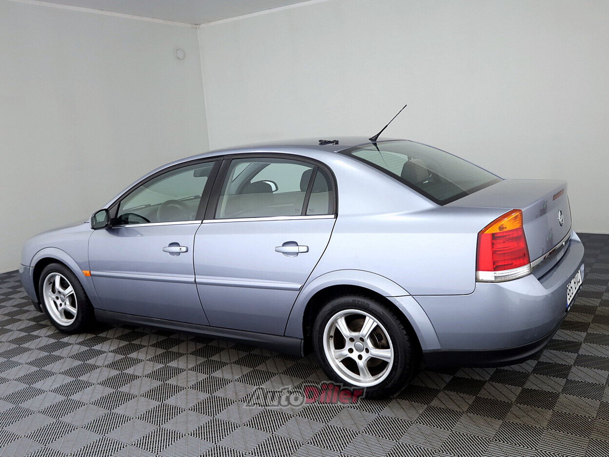Opel Vectra 2.2 108kW 2003, photo 4/7