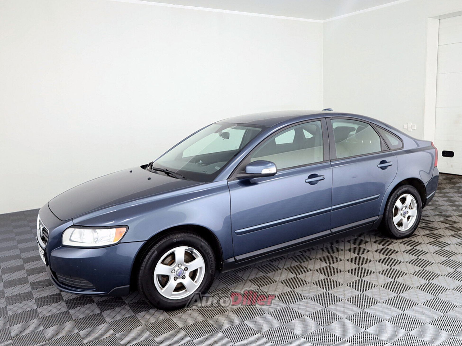 Volvo S40 1.6 80kW 2008, photo 2/7
