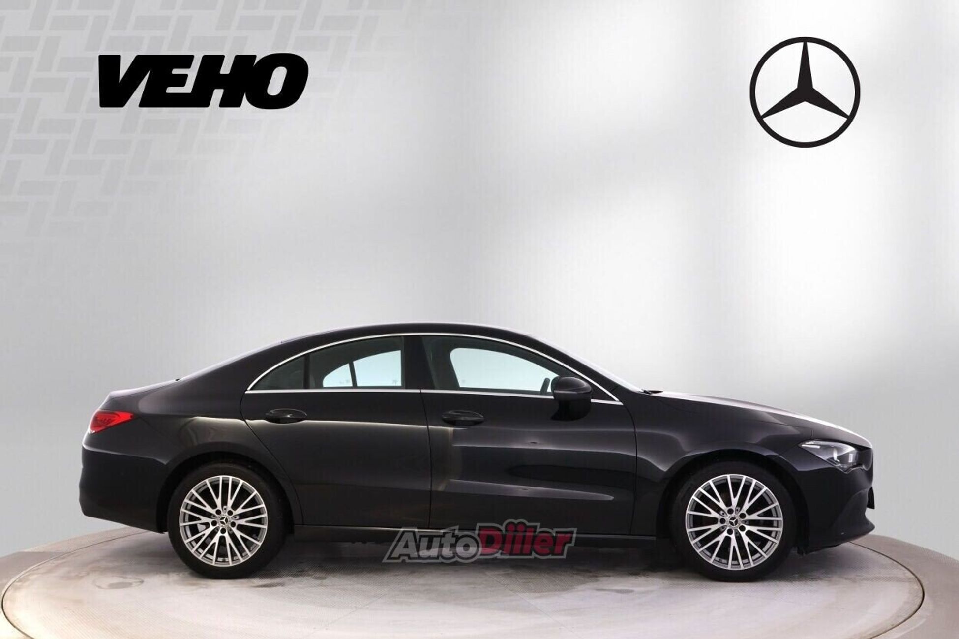 Mercedes-Benz CLA 180 2019, photo 6/10