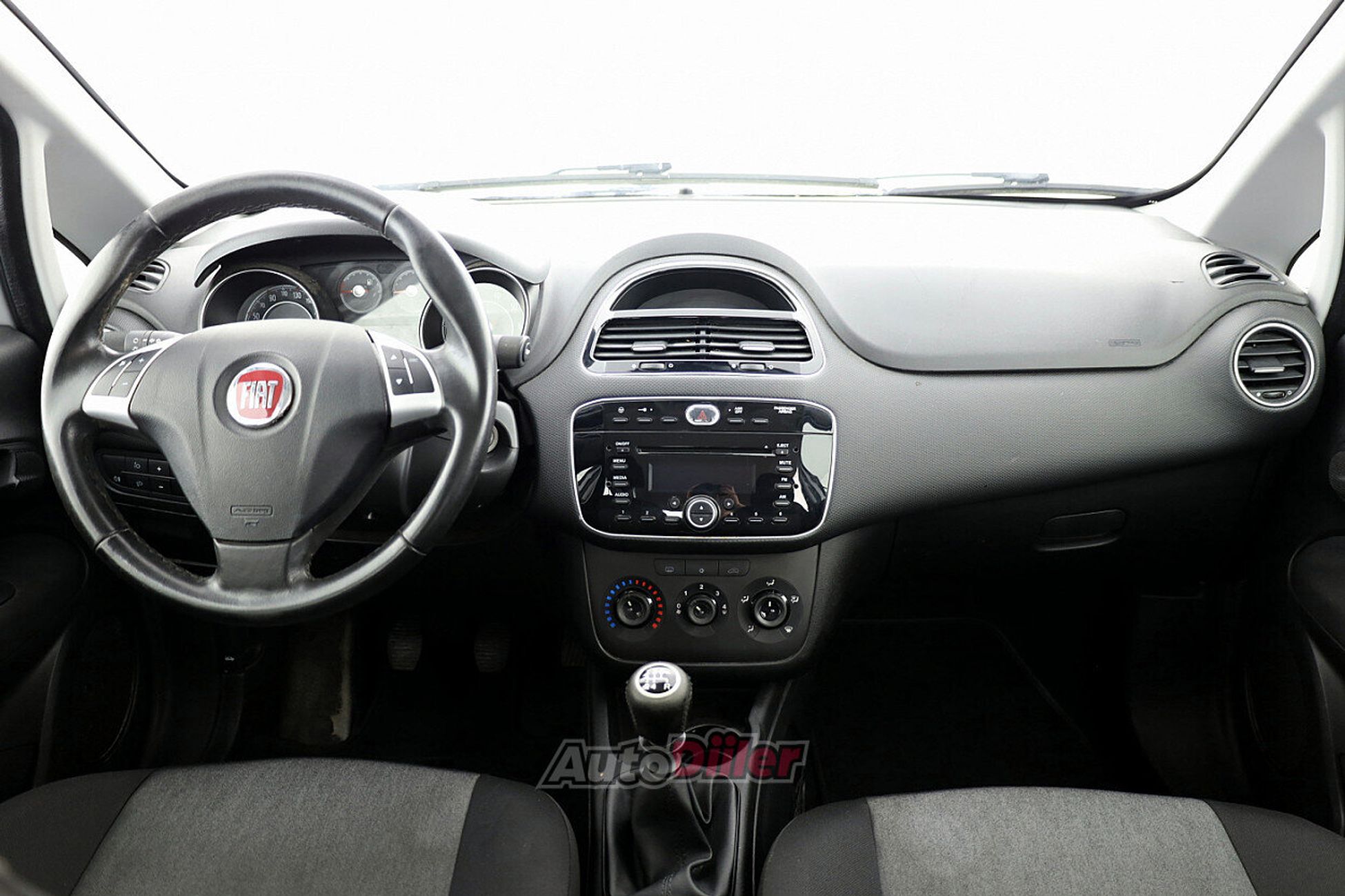 Fiat Punto 1.2 51kW 2014, photo 5/8