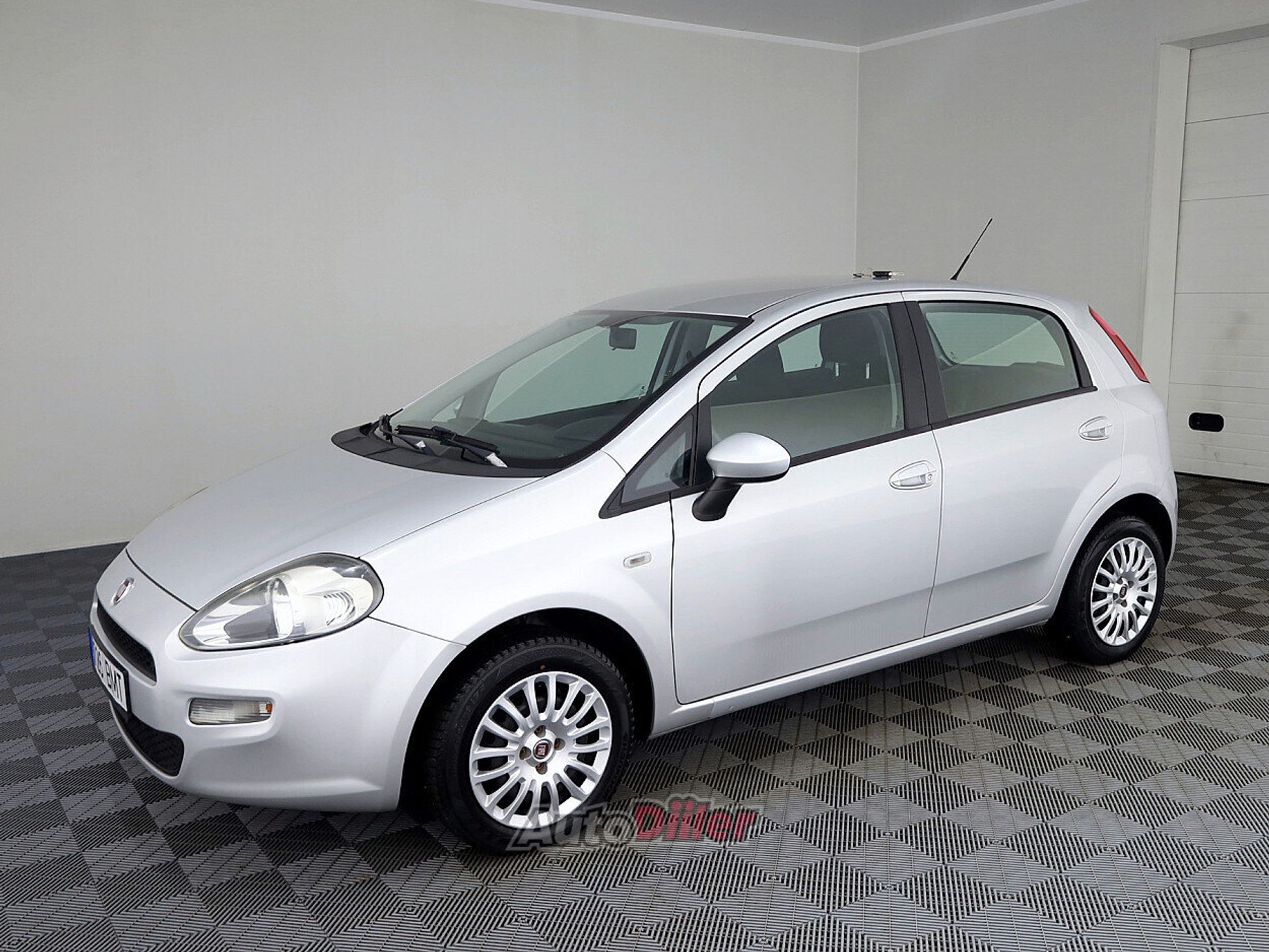 Fiat Punto 1.2 51kW 2014, photo 2/8