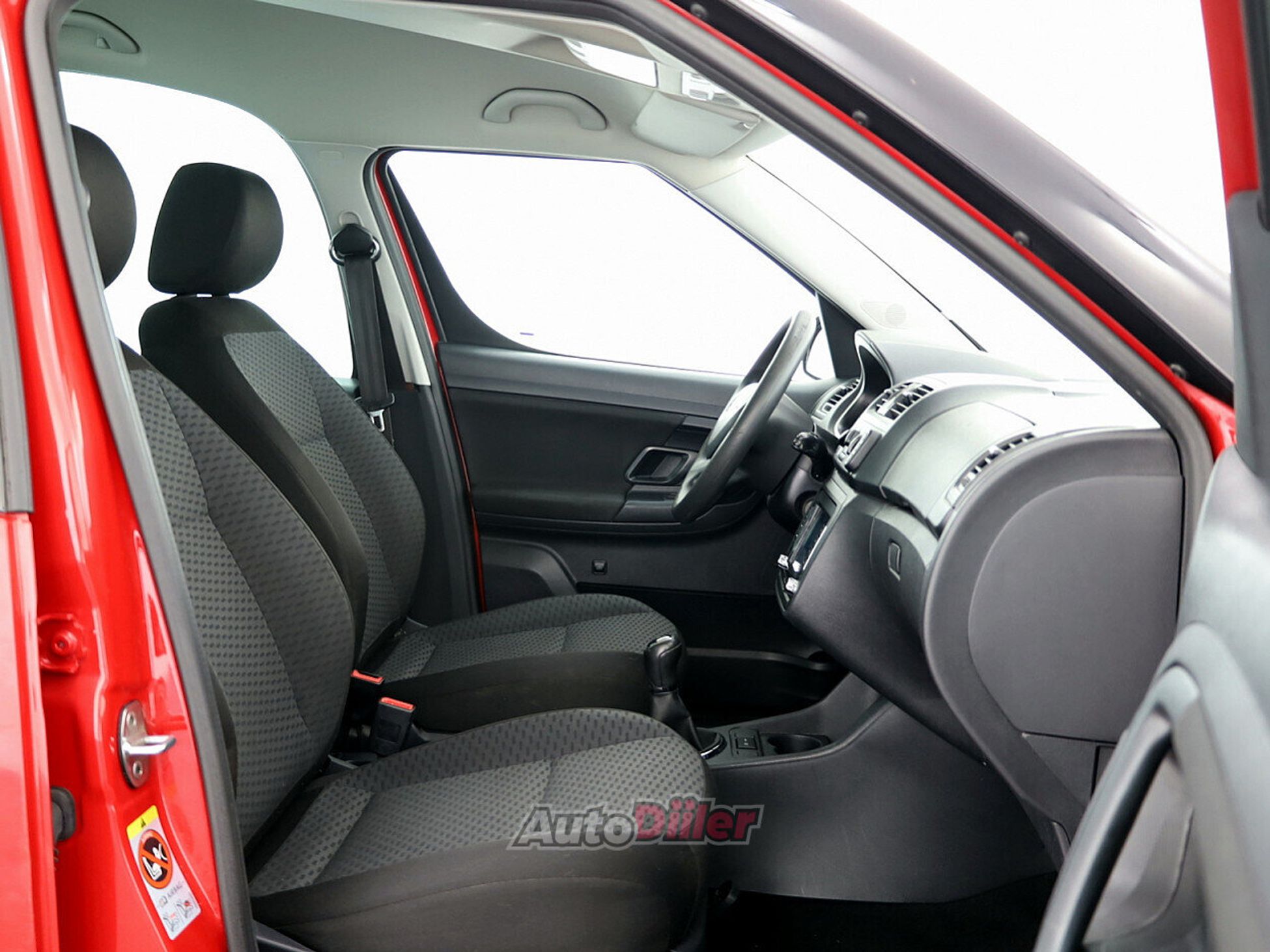 Skoda Roomster 1.2 63kW 2013, kuva 6/7