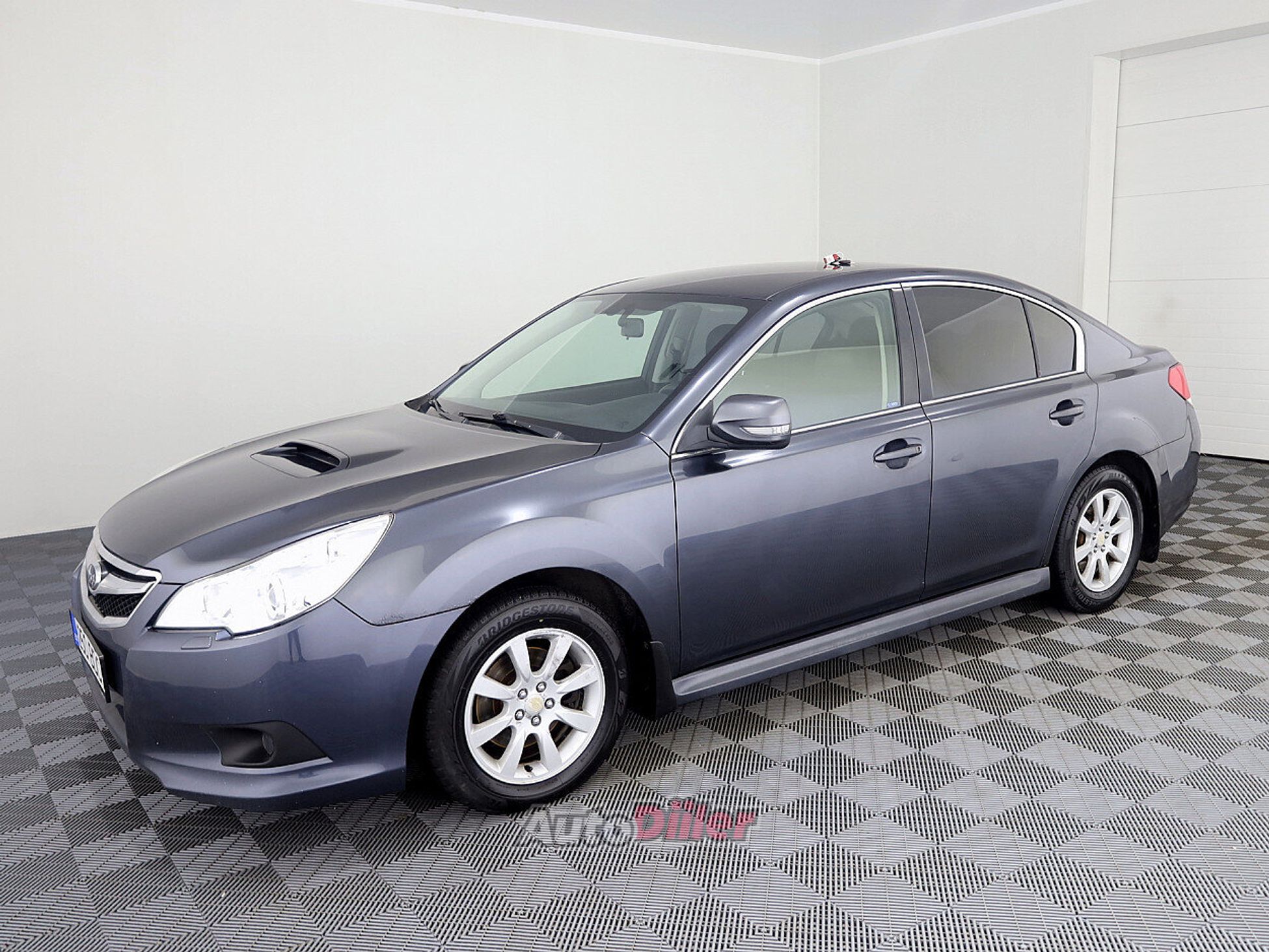 Subaru Legacy 2.0 110kW 2010, photo 2/7