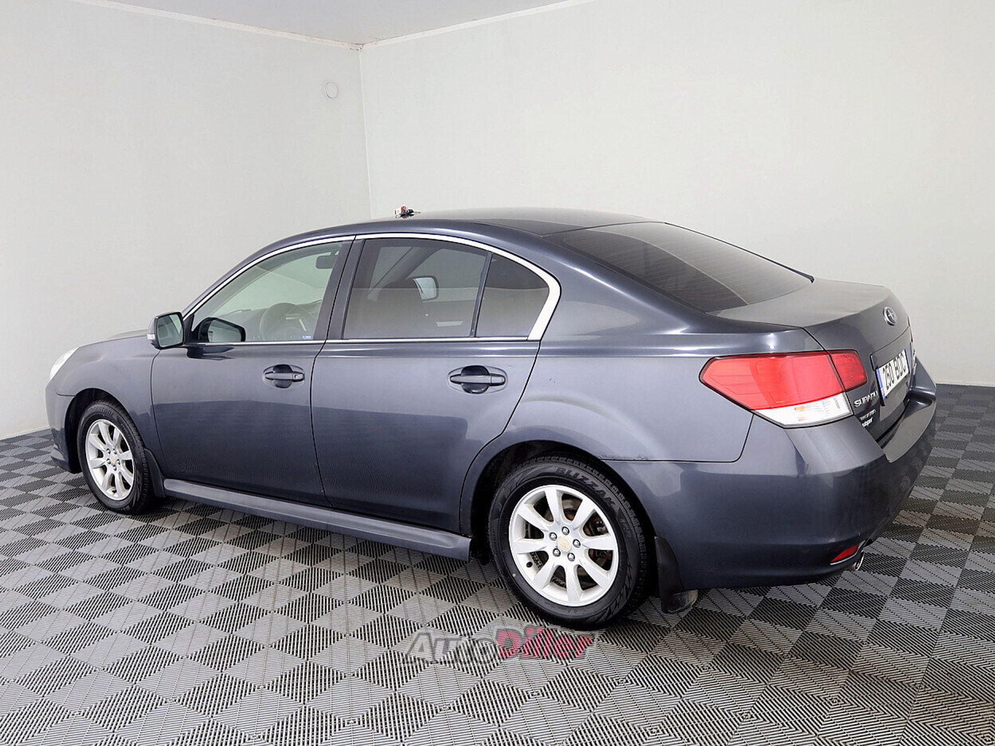 Subaru Legacy 2.0 110kW 2010, photo 4/7