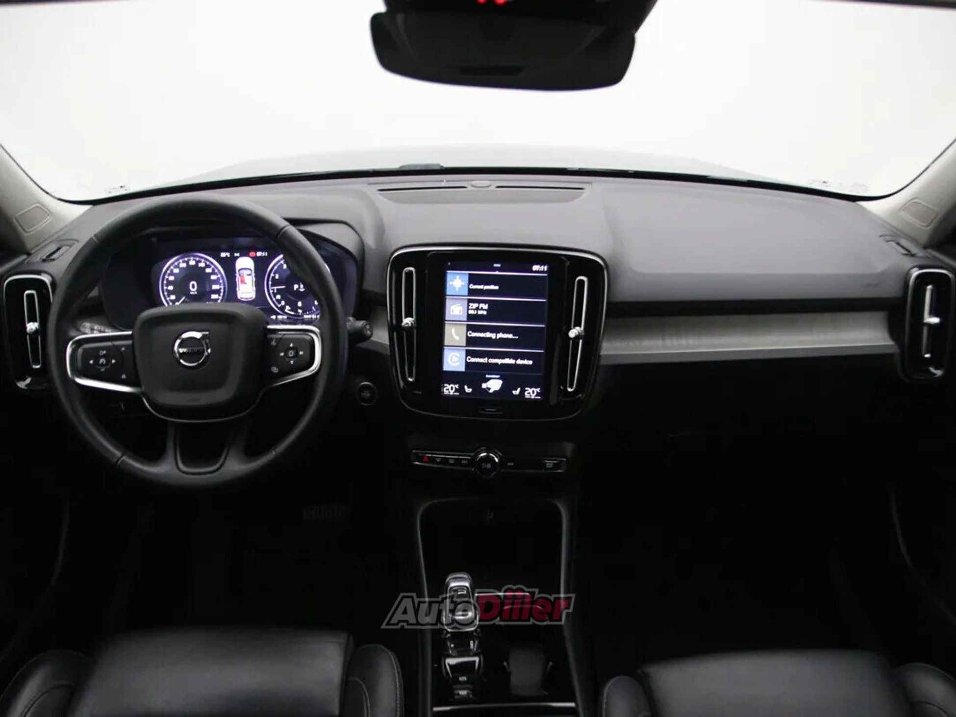 Volvo XC40 Inscription 2.0 120kW 2022, kuva 2/10
