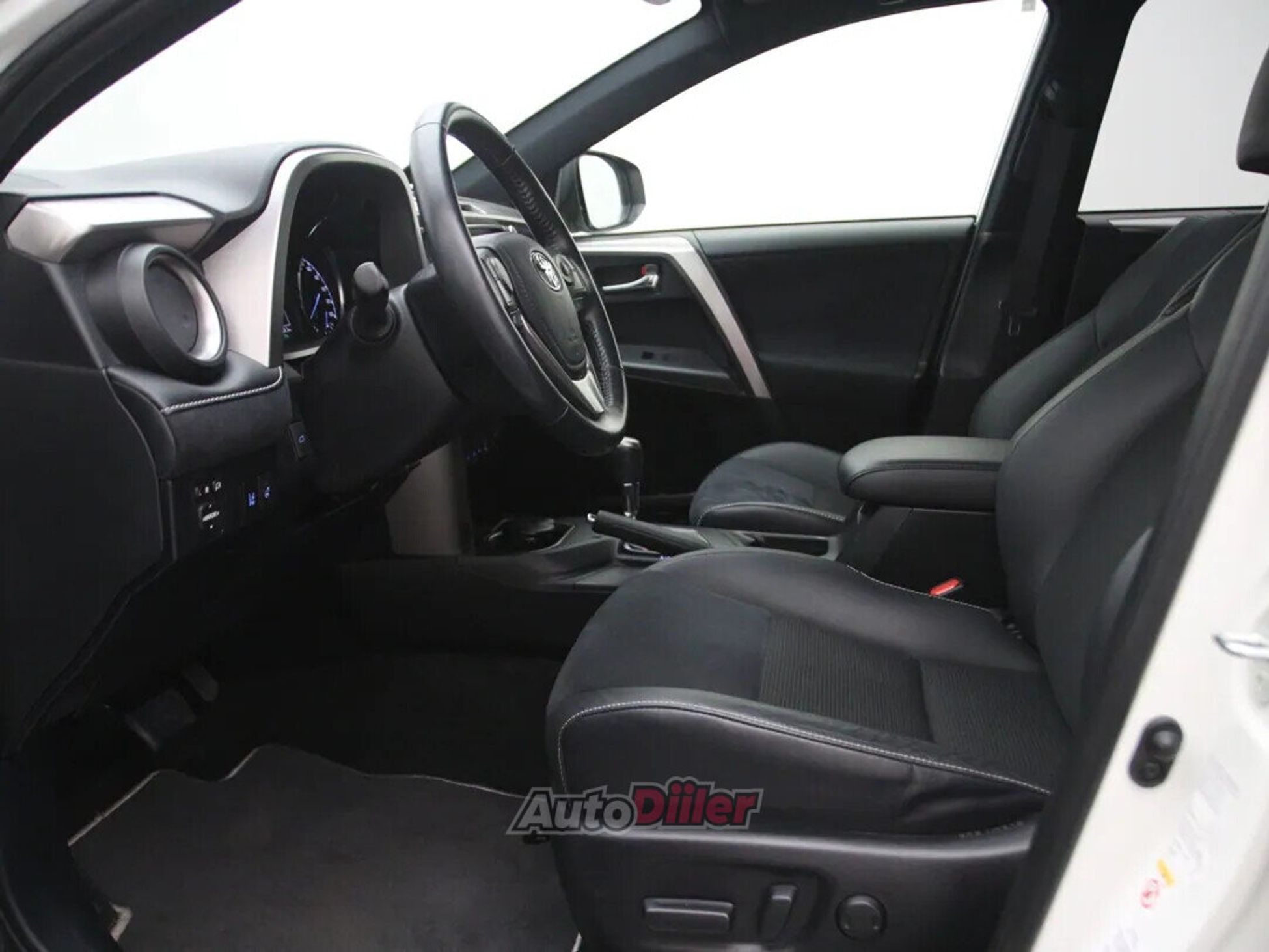 Toyota RAV4 2.5 145kW 2018, photo 4/10
