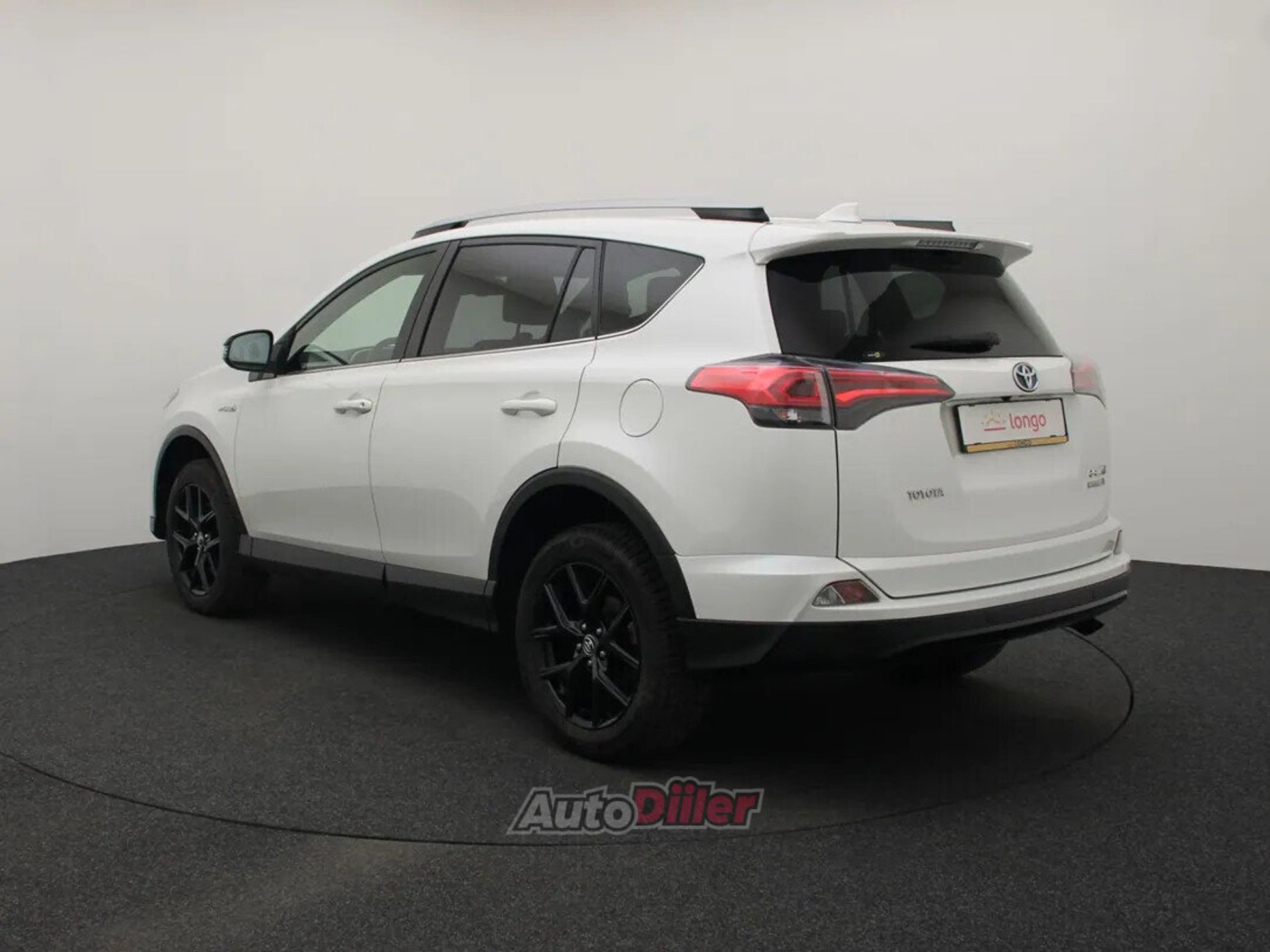 Toyota RAV4 2.5 145kW 2018, photo 7/10